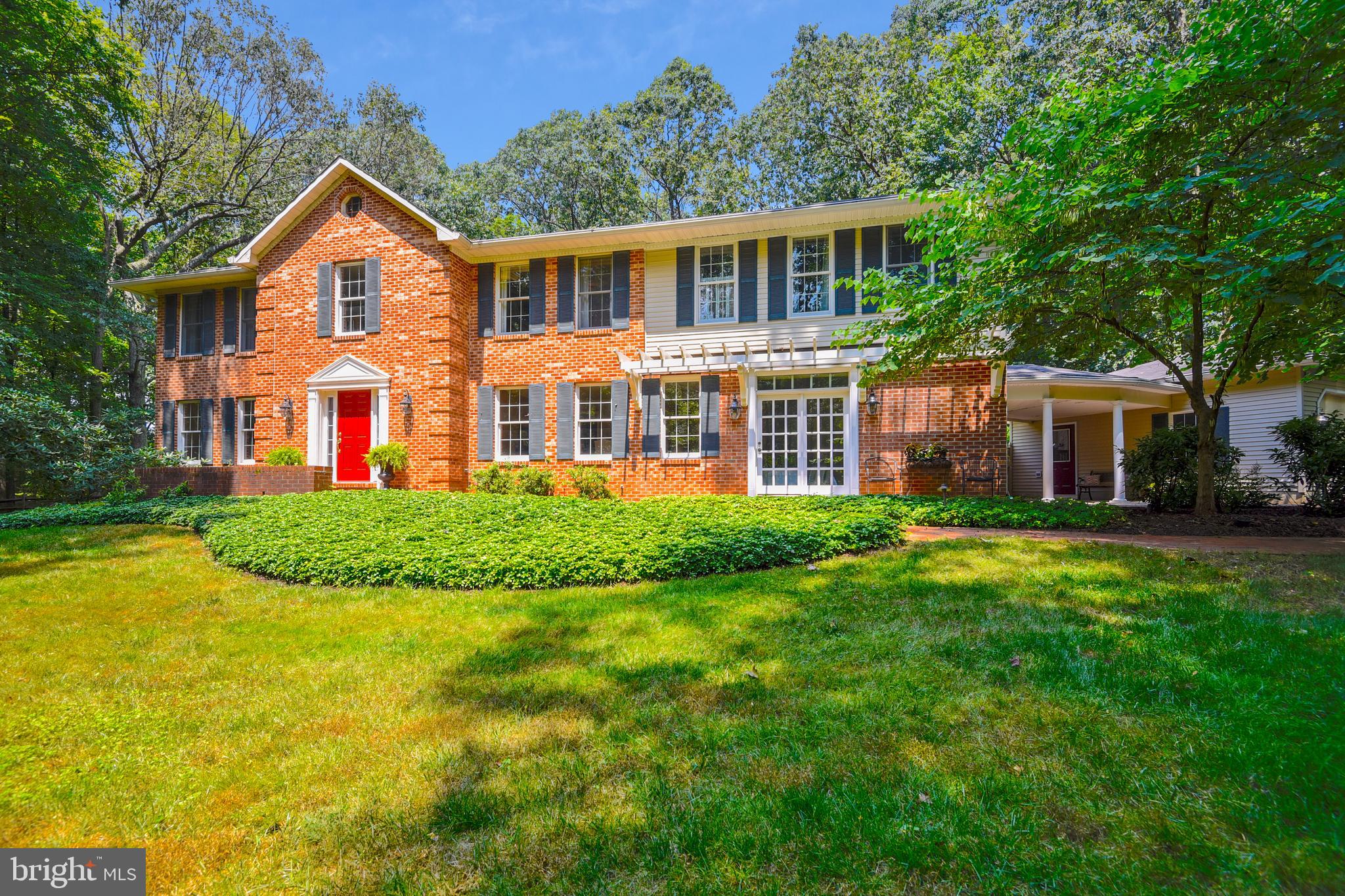 HUNT CUP HILL - Residential