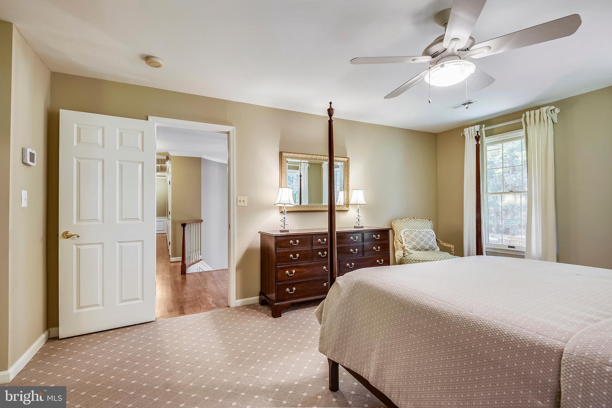 HUNT CUP HILL - Residential