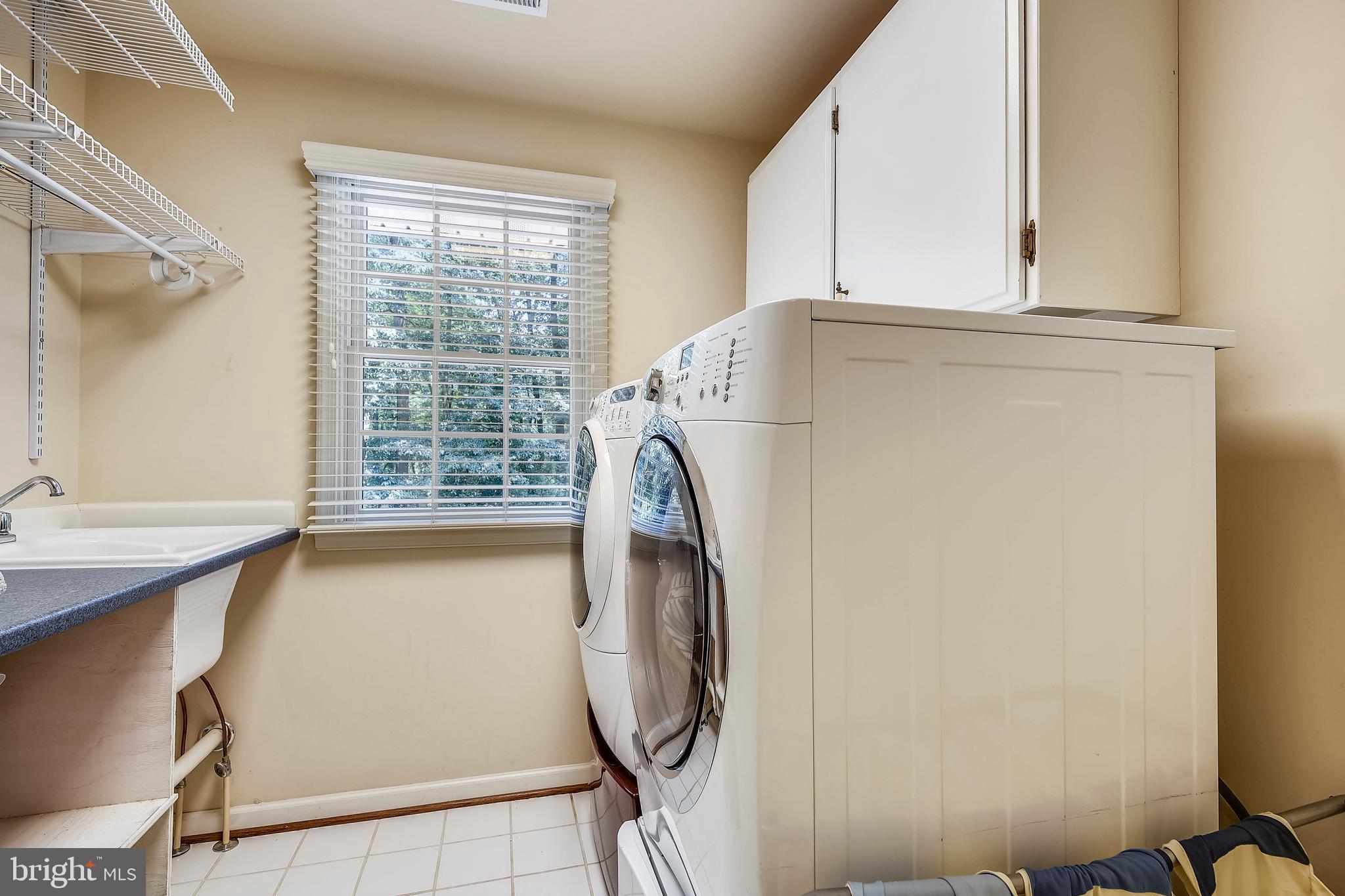 HUNT CUP HILL - Residential