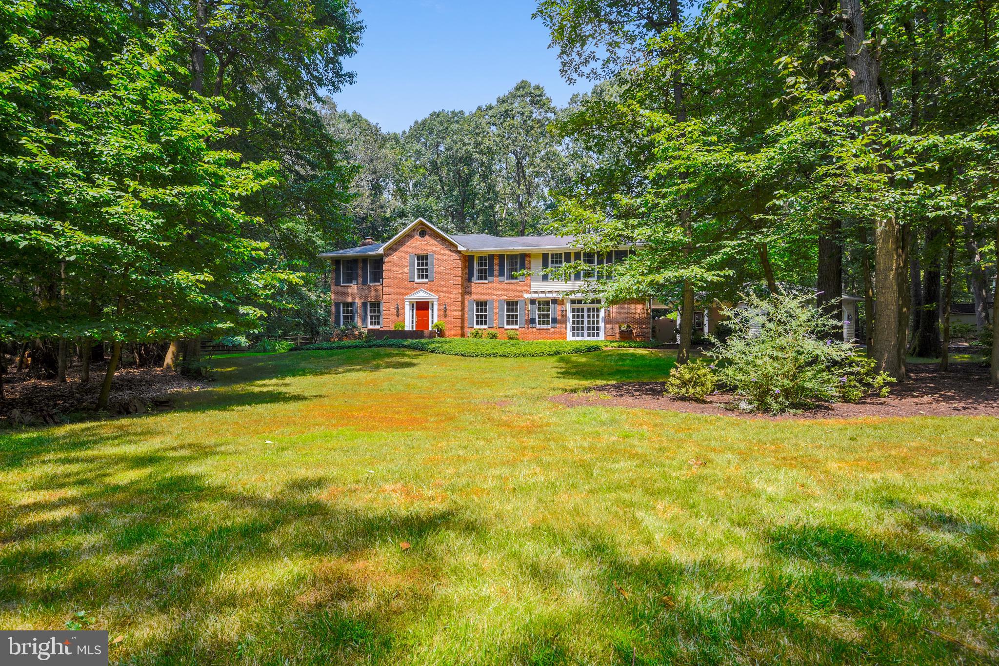 HUNT CUP HILL - Residential