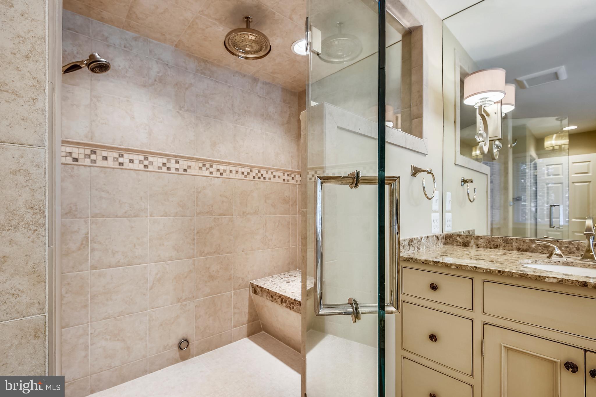 HUNT CUP HILL - Residential