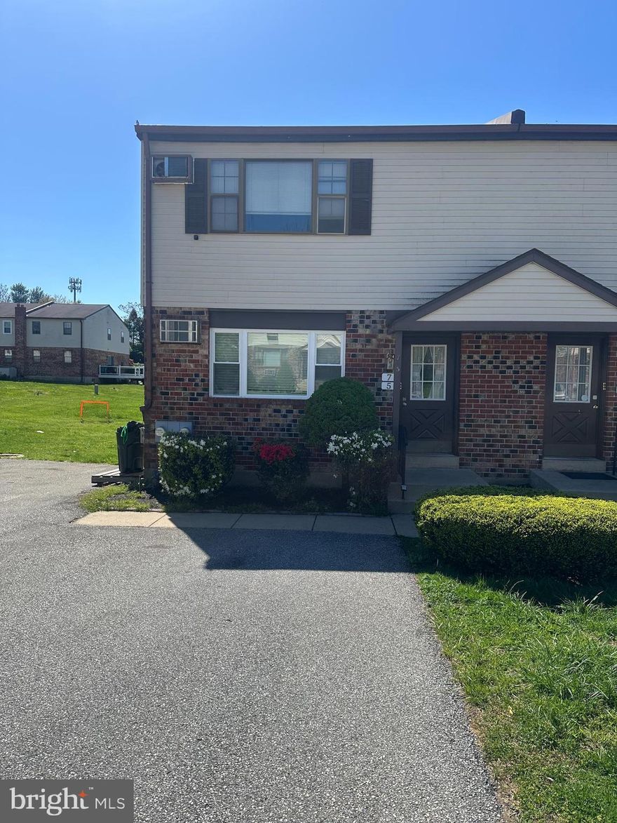 Renovated, first floor, 2 bed 1 bath apartment in Aston! $1700/ month 𝓕𝓮𝓪𝓽𝓾𝓻𝓲𝓷𝓰: New windows, new AC wall unit, LVP flooring, stainless steel appliances, a full bathroom remodel featuring beautiful tile in the bathroom with a new tub, toilet and vanity. All new doors and lighting throughout. Shared basement with separate washer & dryer and plenty of storage. Designated parking spot, plus additional on street parking. Tenant pays all utilities.