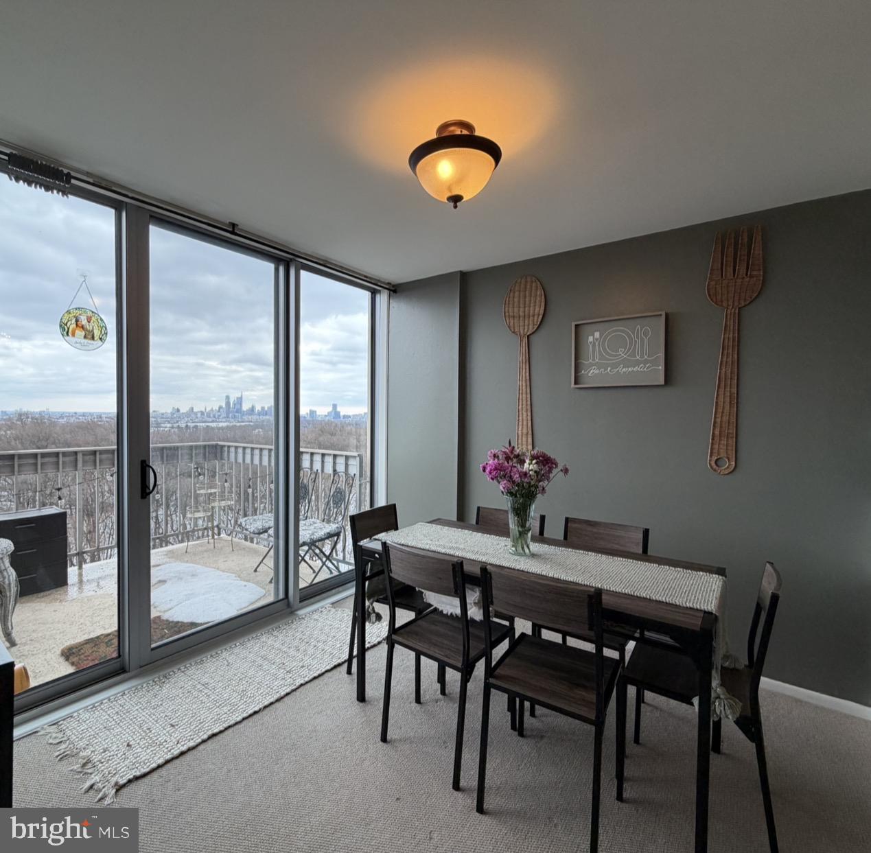 RIVER PARK - Residential