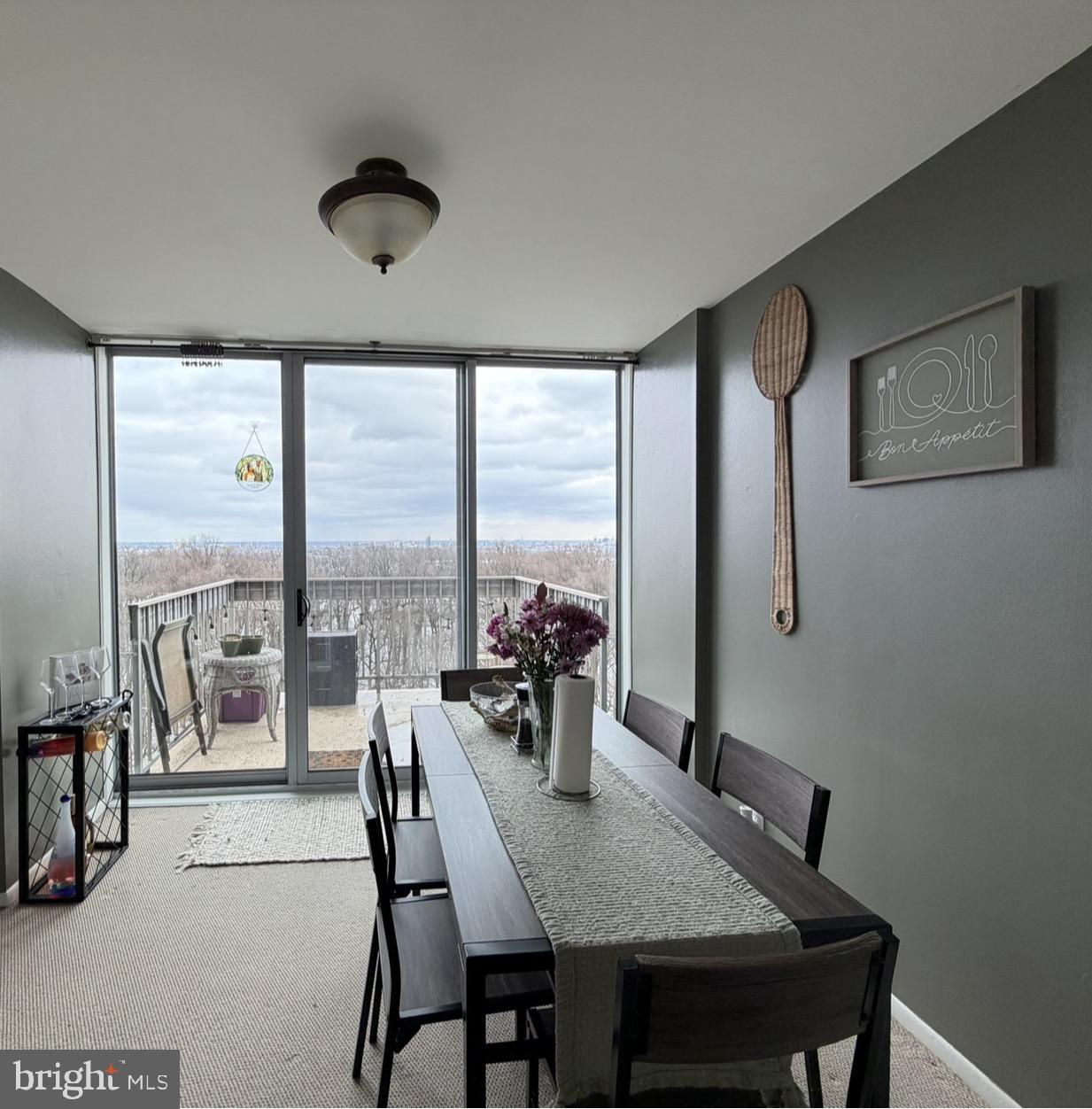 RIVER PARK - Residential