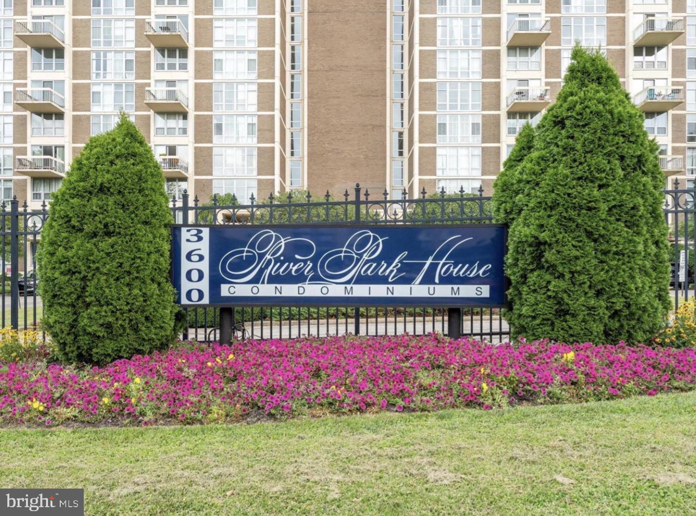 RIVER PARK - Residential