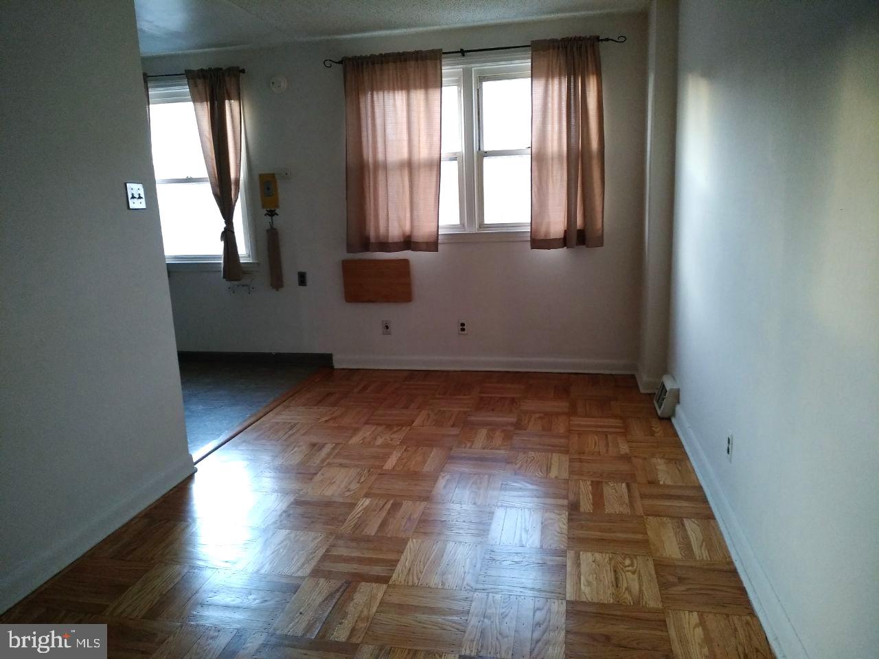 RHAWNHURST - Residential