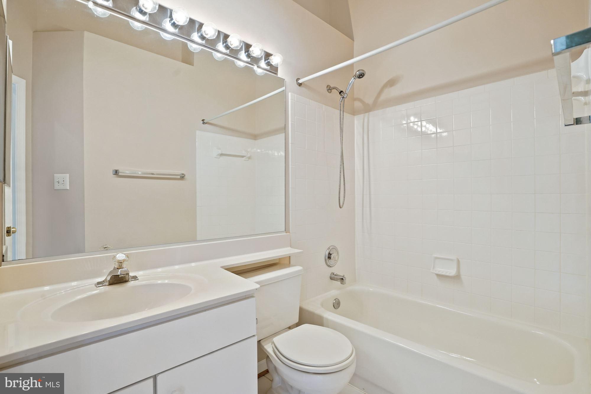 BRYARTON - Residential