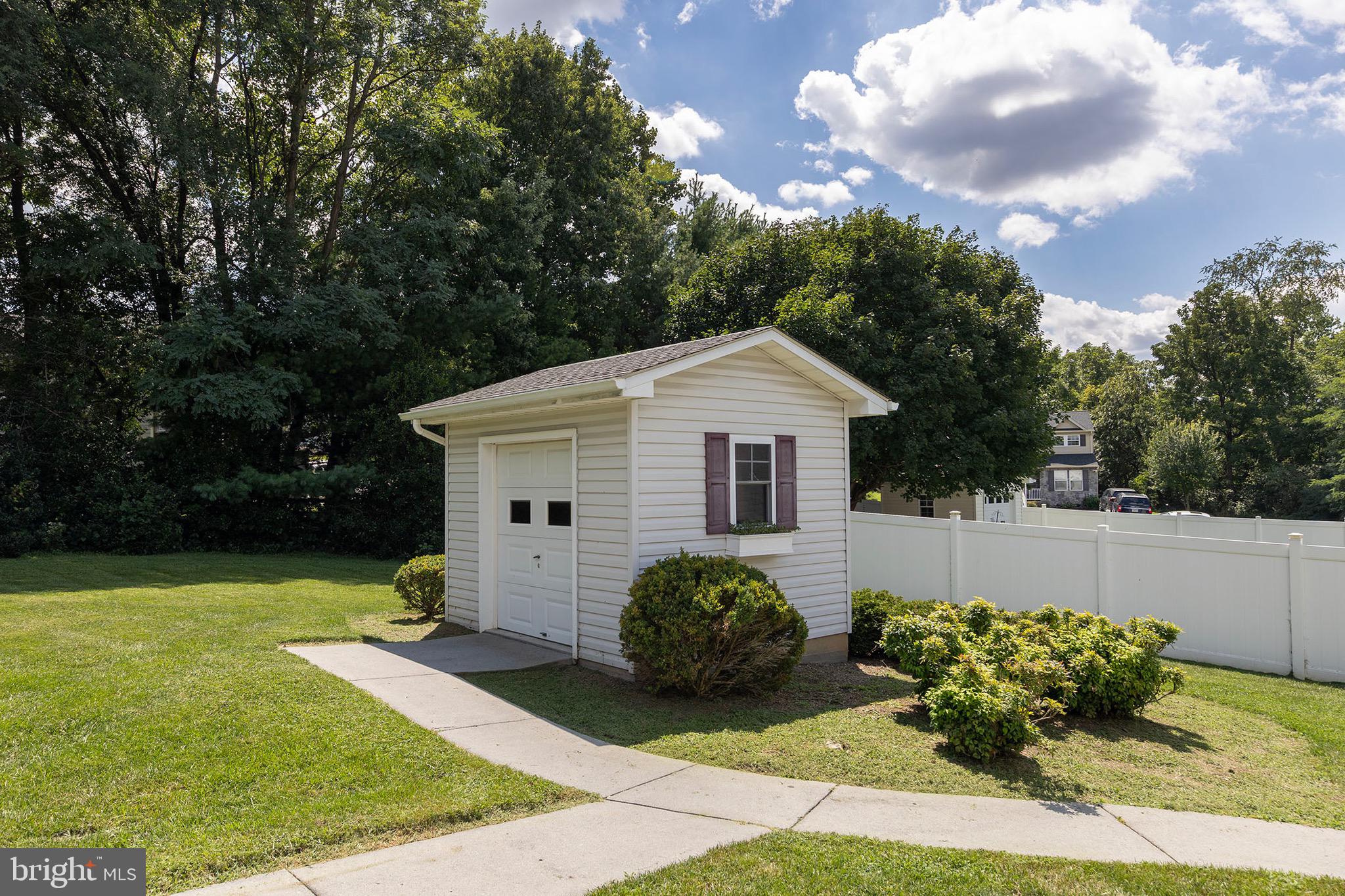 176 LAUCK DRIVE