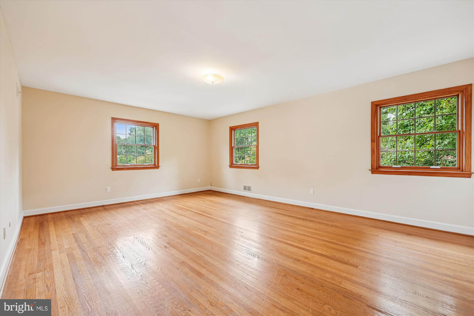 WILLERBURN ACRES - Residential Lease