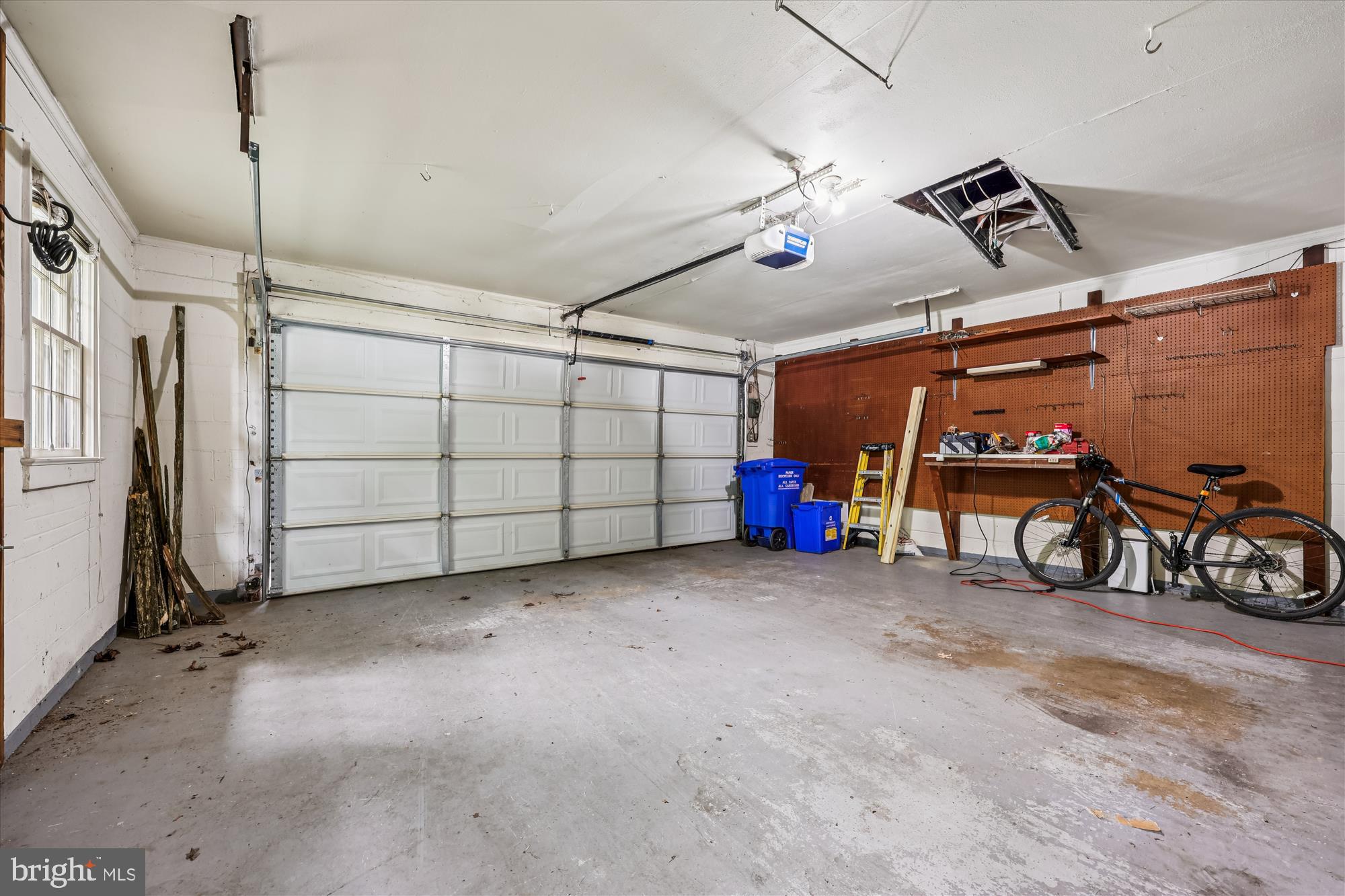 WILLERBURN ACRES - Residential Lease