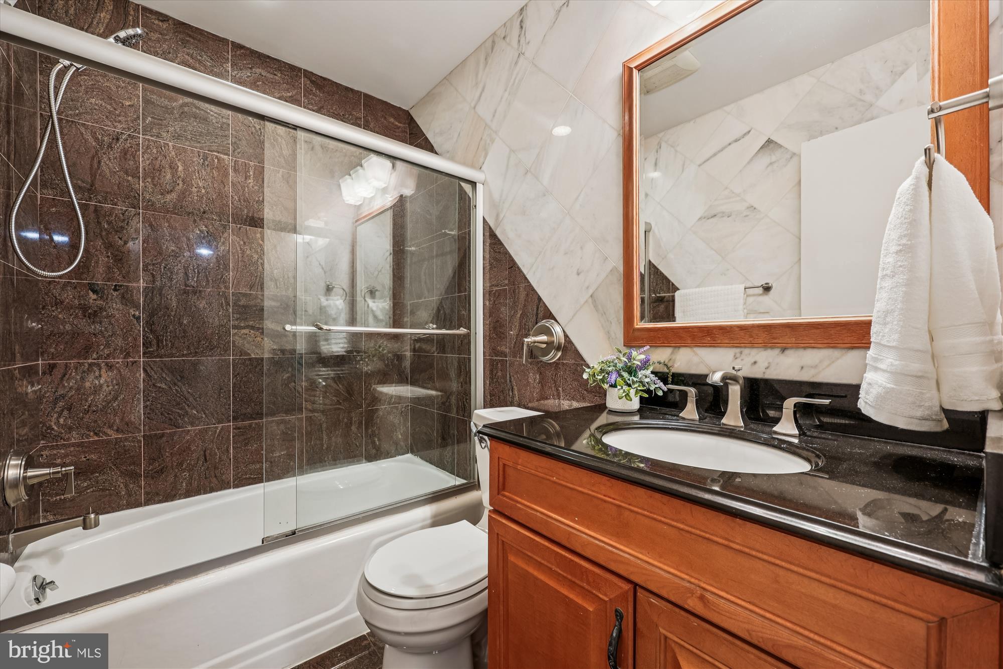 WILLERBURN ACRES - Residential Lease