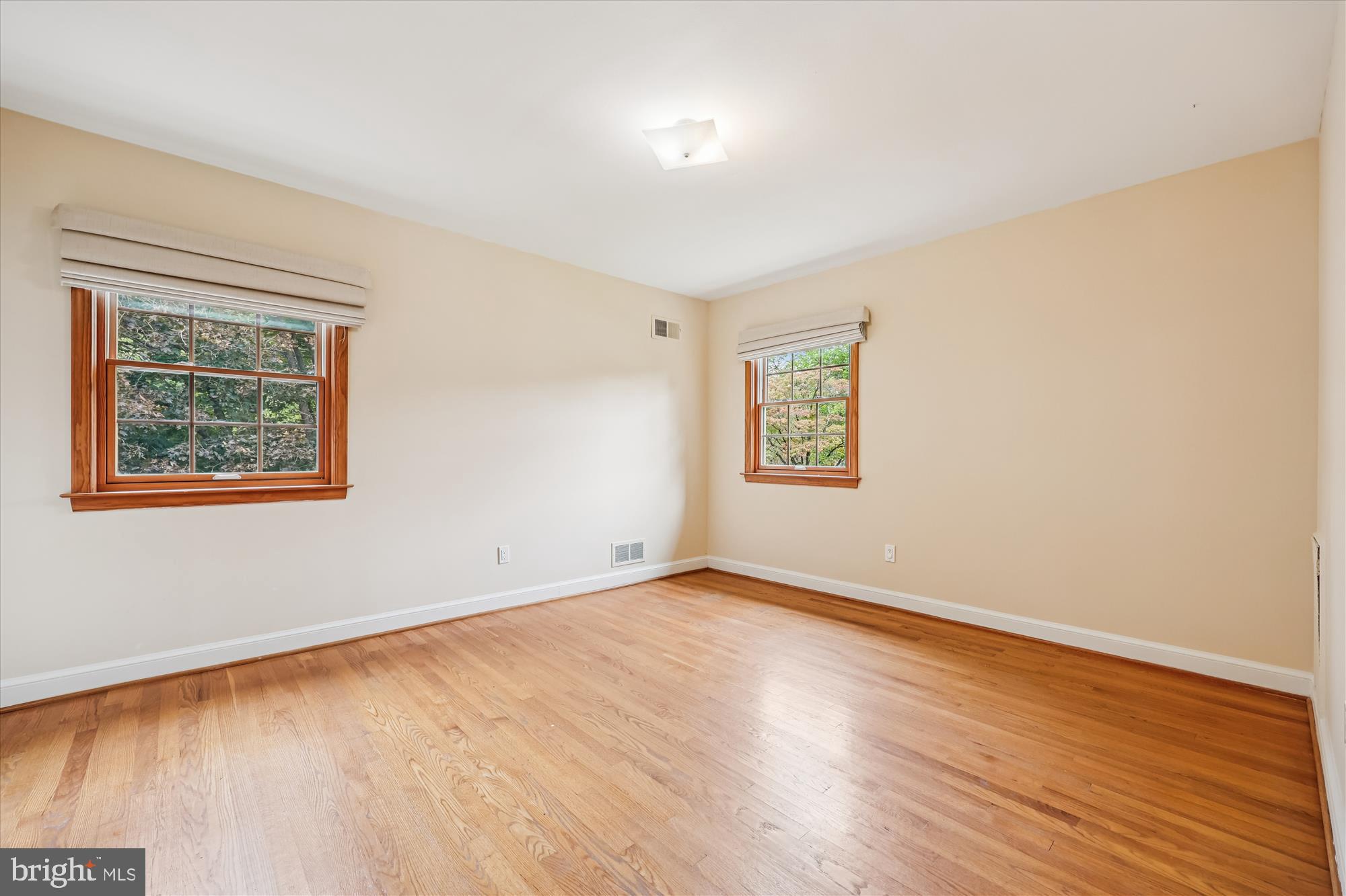 WILLERBURN ACRES - Residential Lease