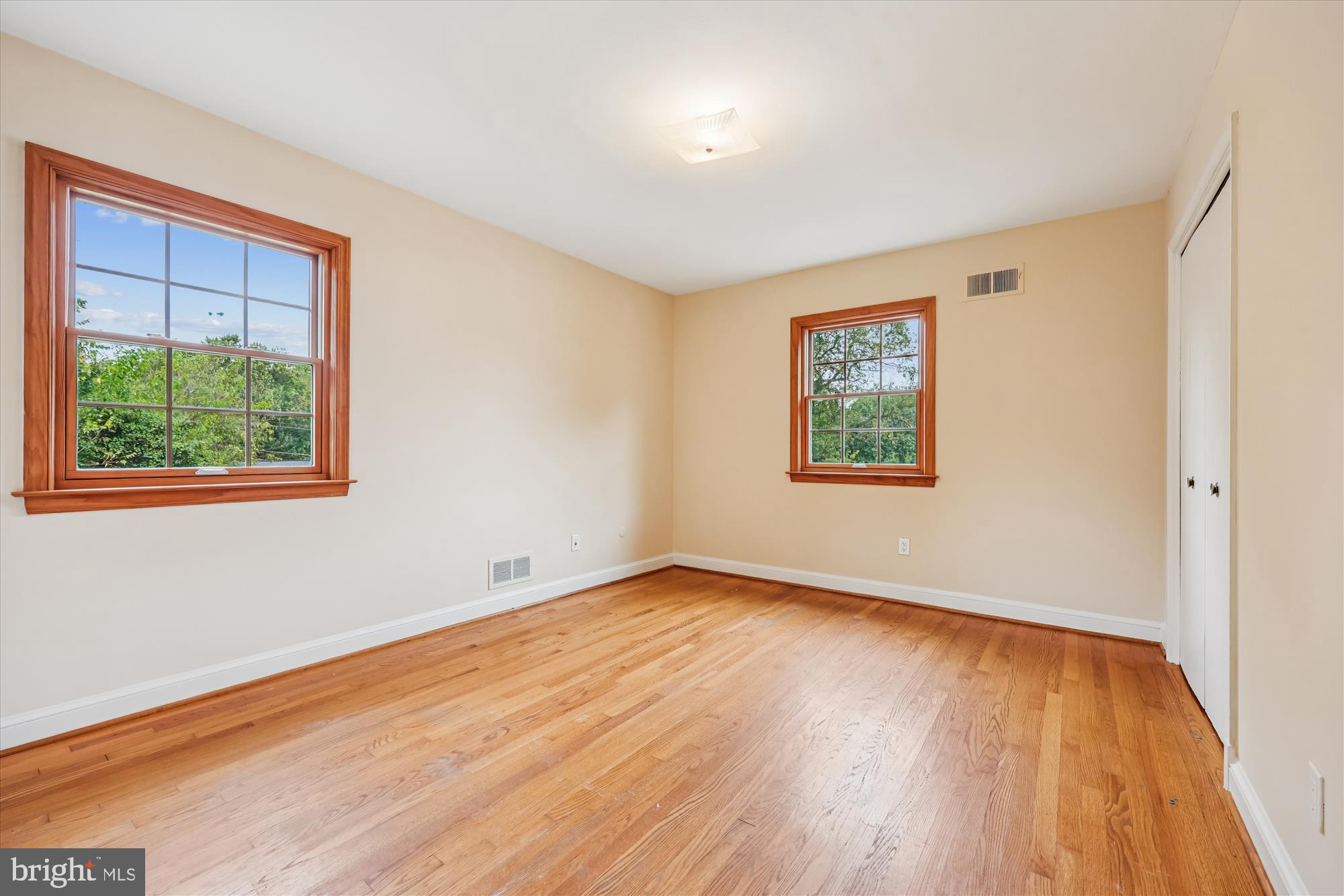 WILLERBURN ACRES - Residential Lease