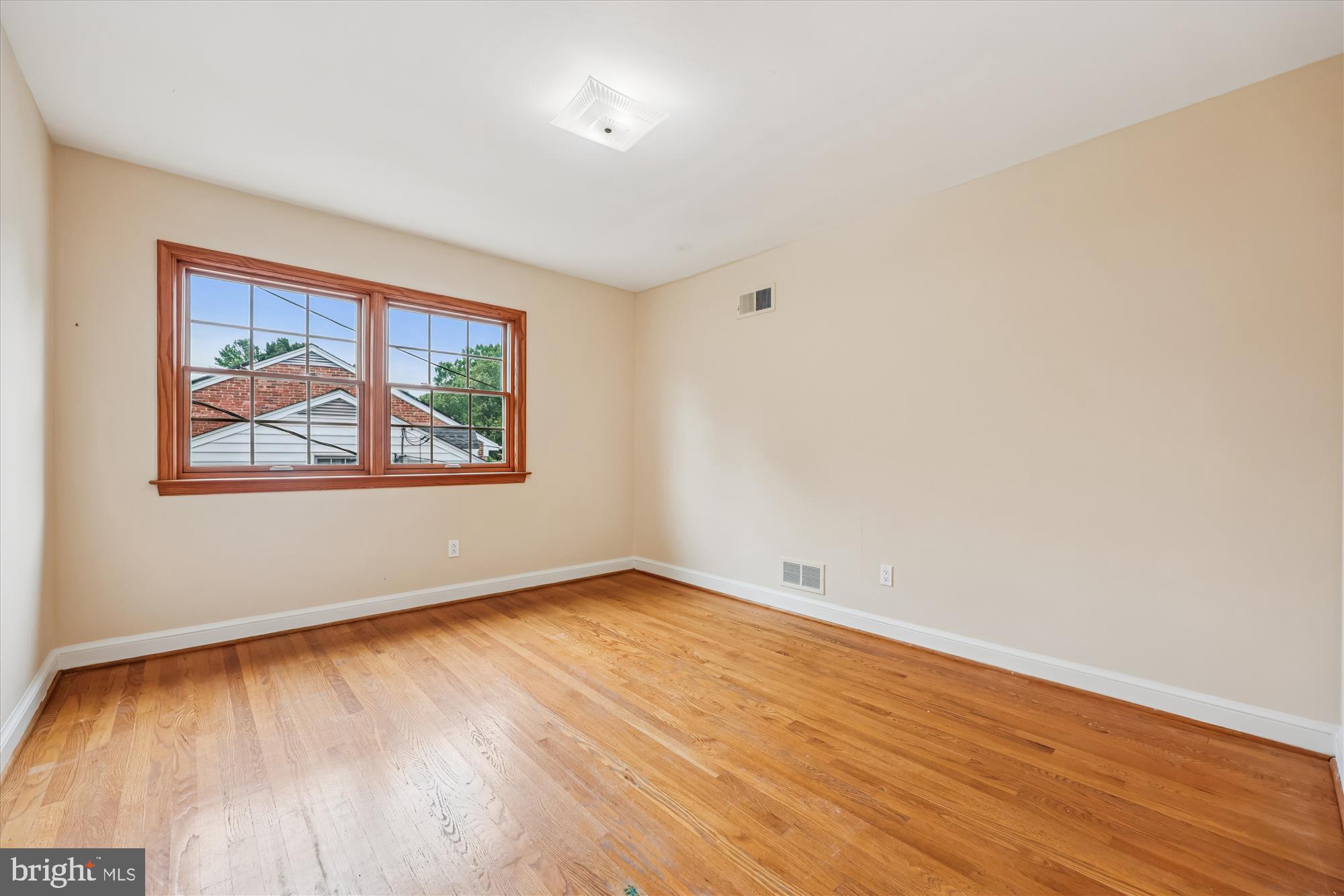 WILLERBURN ACRES - Residential Lease