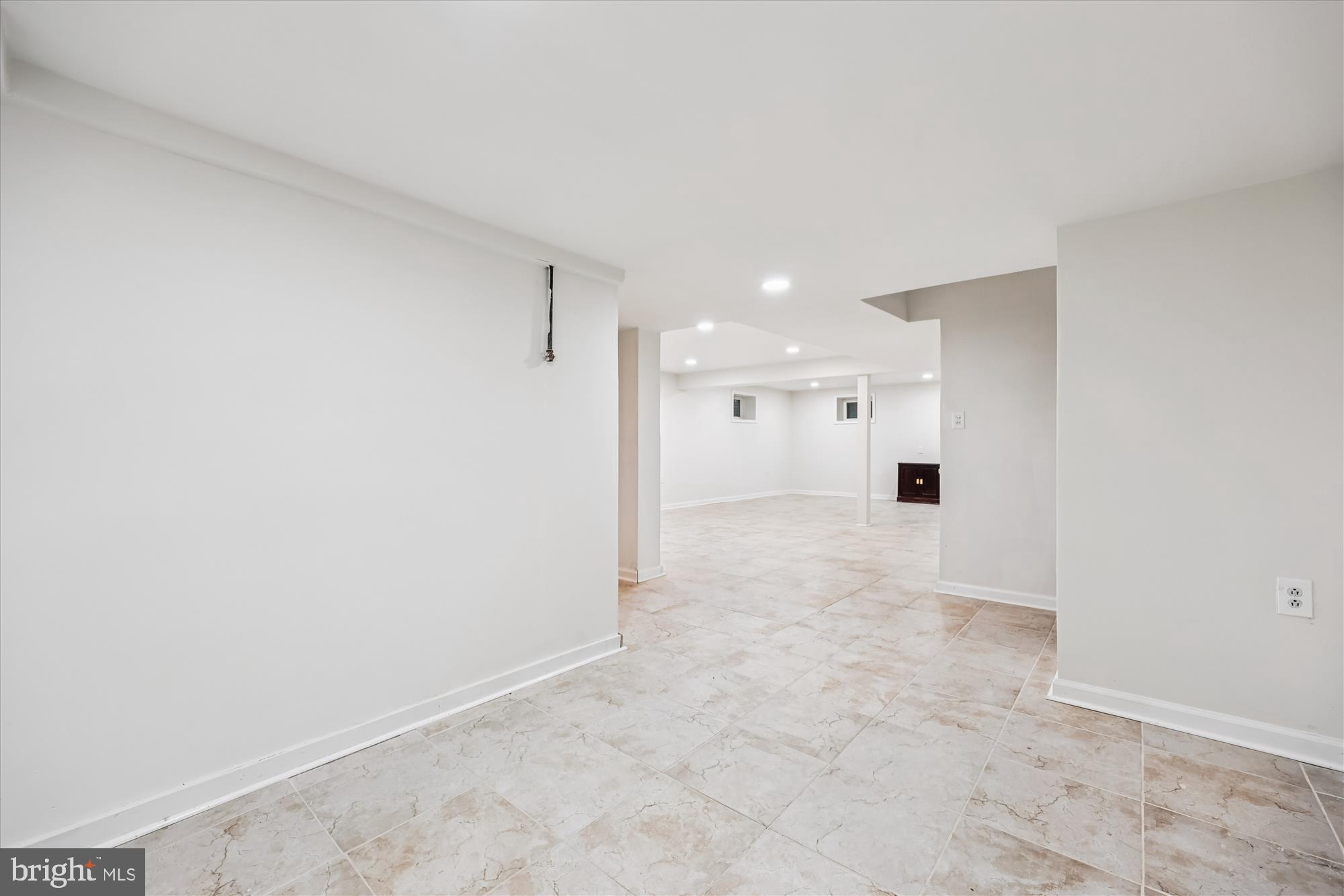 WILLERBURN ACRES - Residential Lease