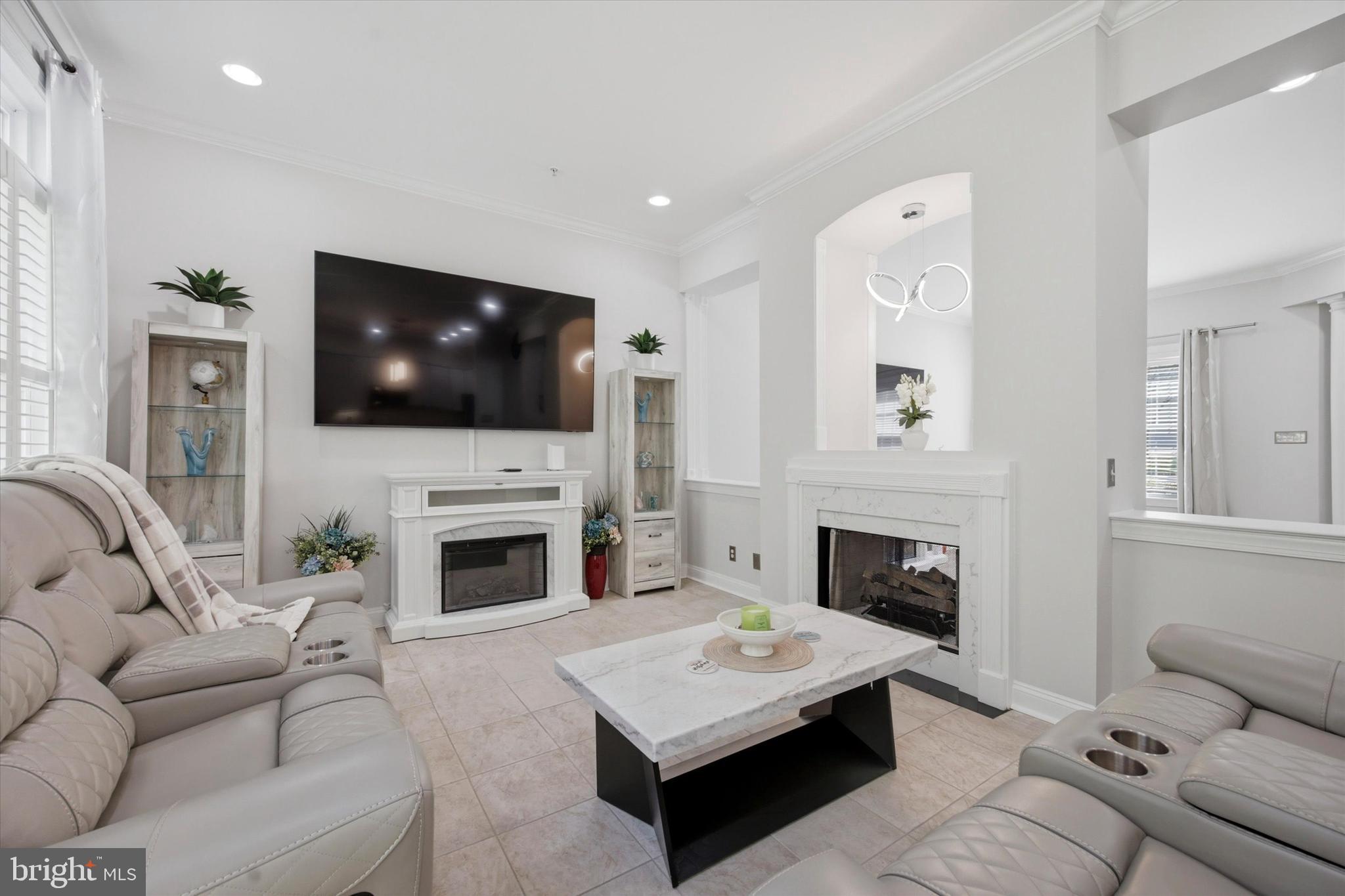 WHITELAND HILLS - Residential