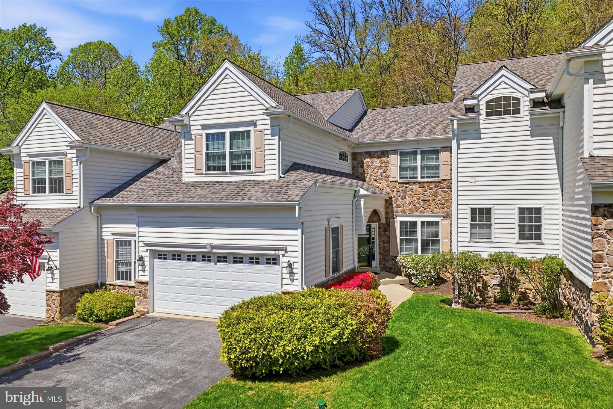 WHITELAND HILLS - Residential