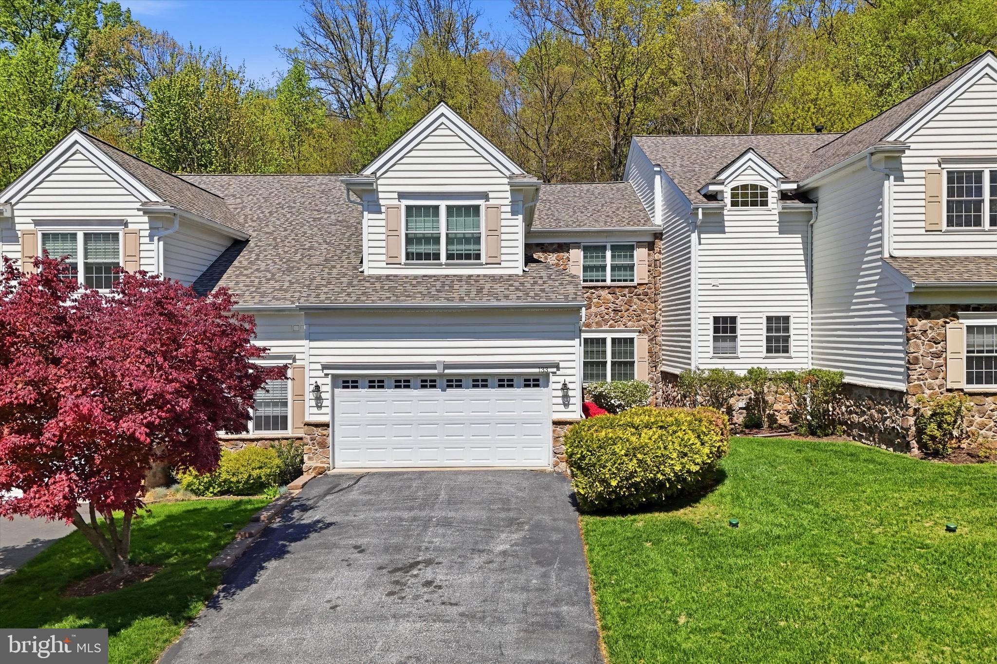 WHITELAND HILLS - Residential