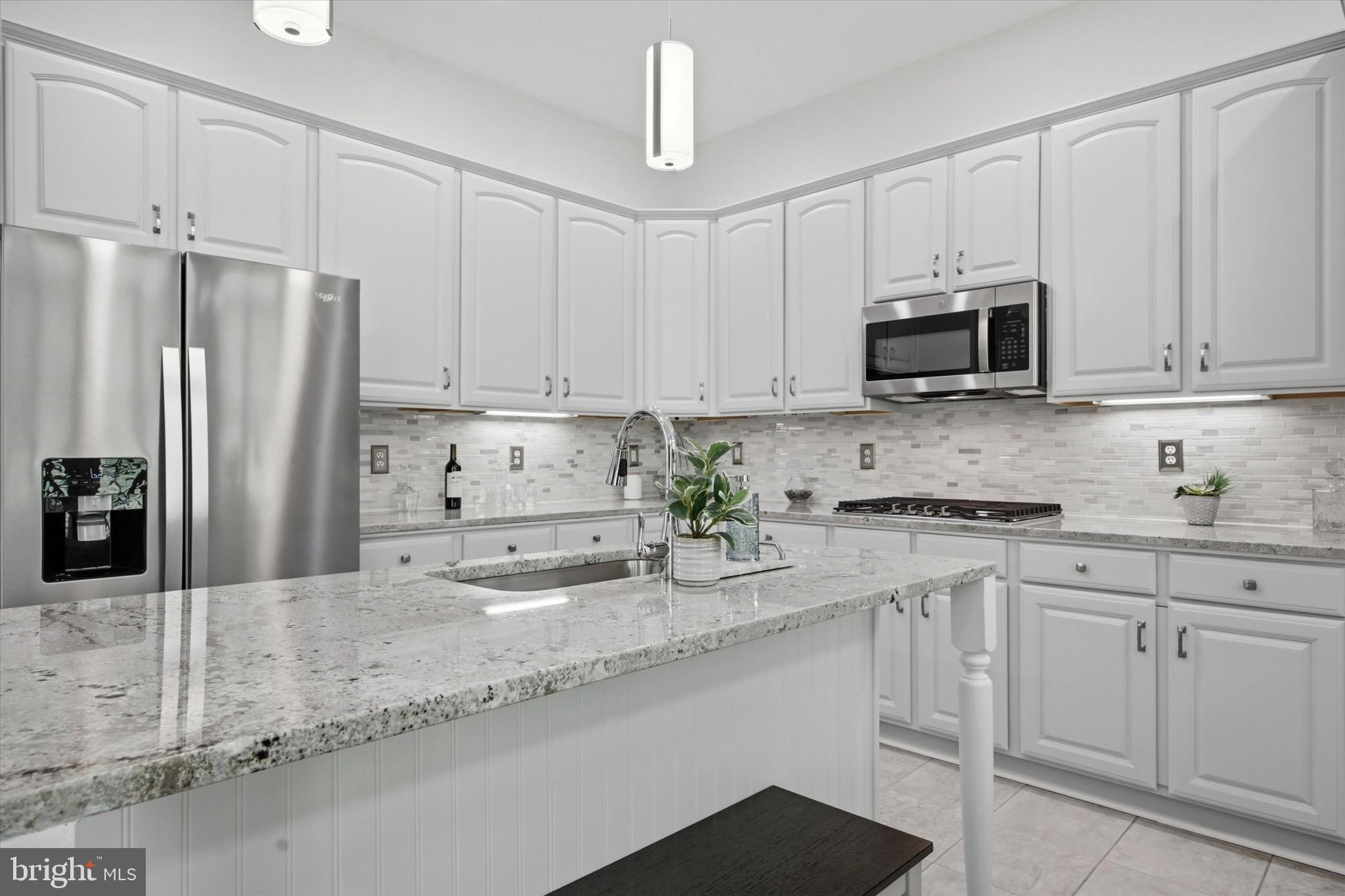 WHITELAND HILLS - Residential