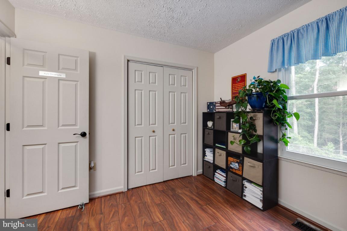 SHANNON RUN - Residential