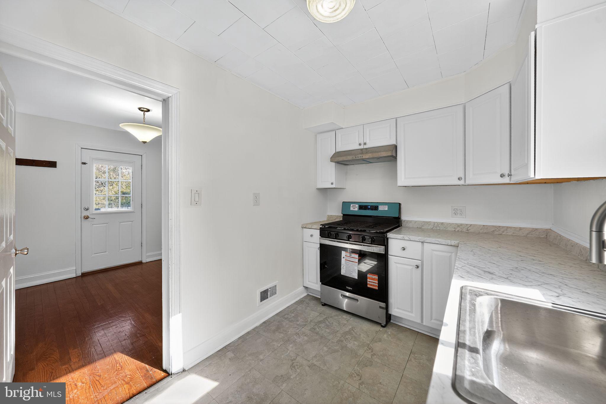 RIDGEWOOD - Residential