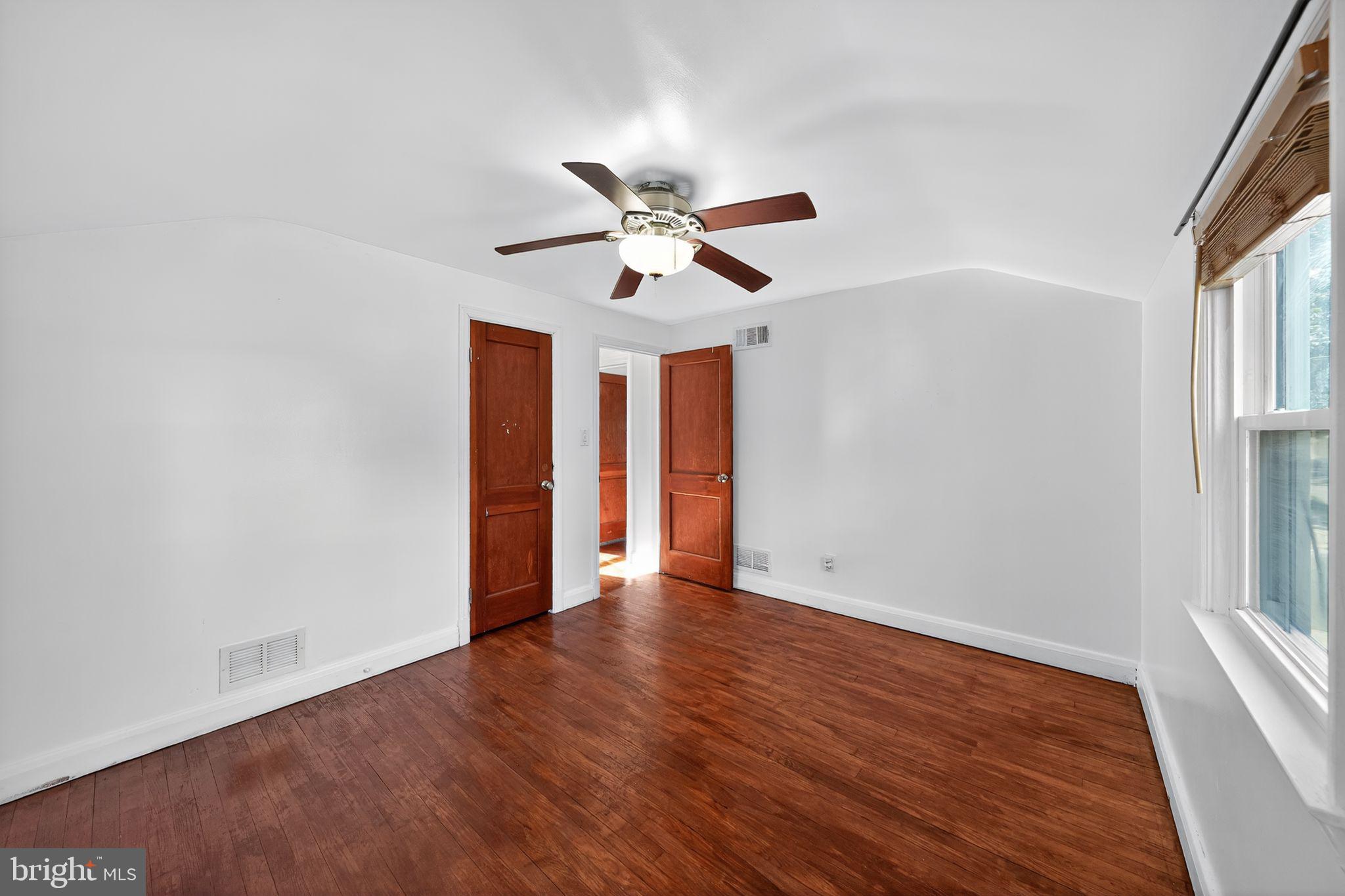 RIDGEWOOD - Residential