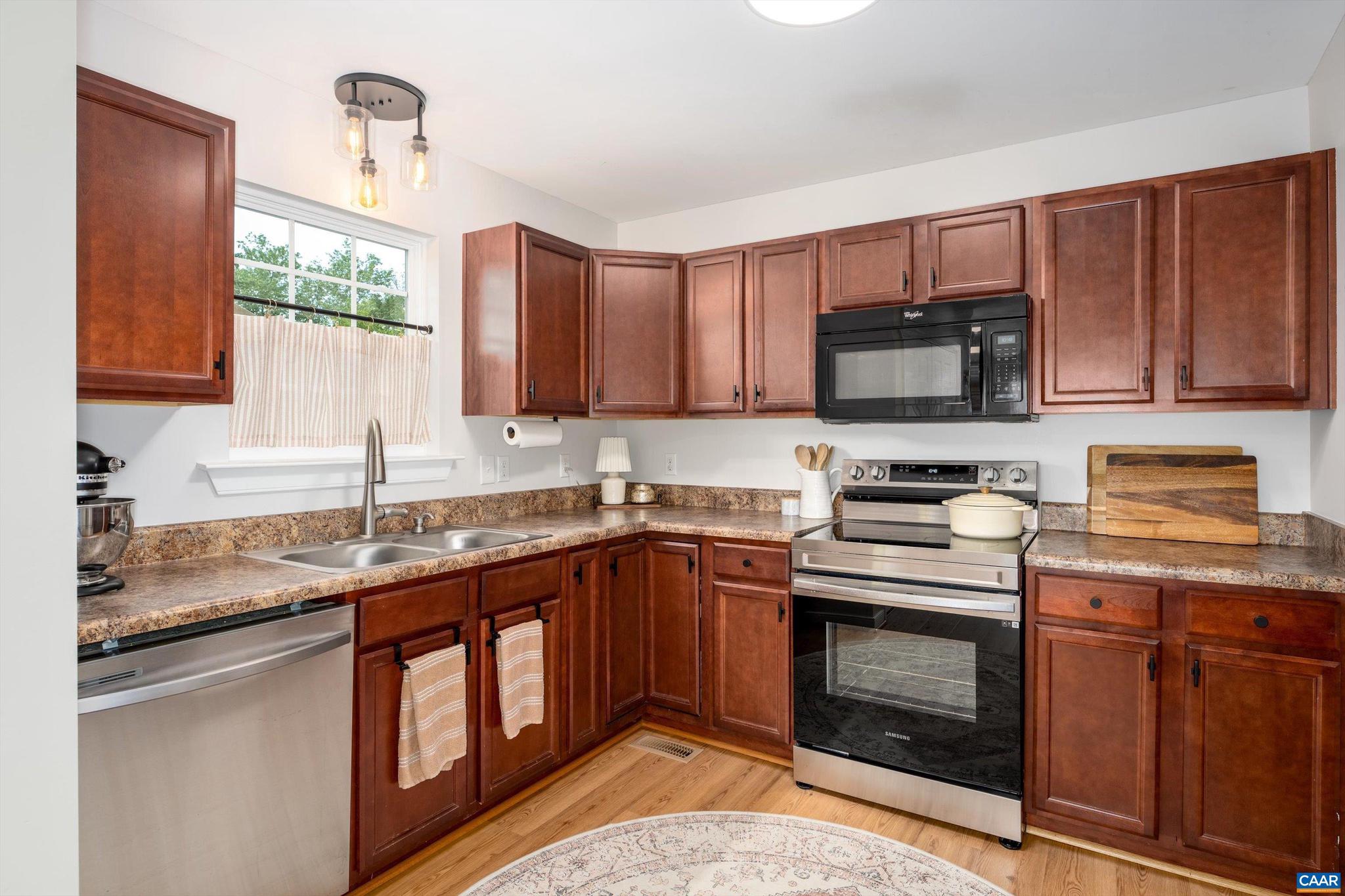 BARRINGTON PLACE - Residential