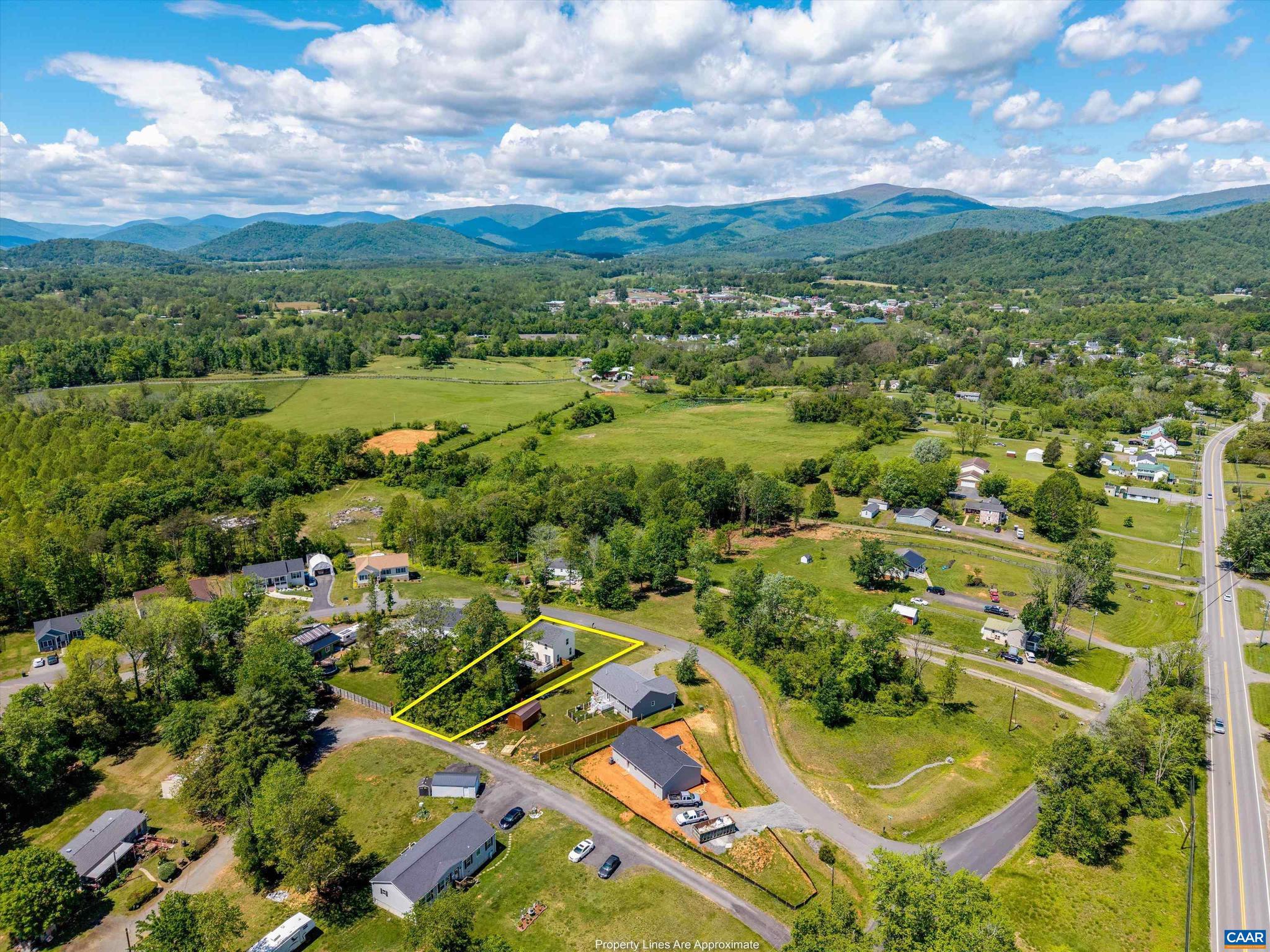 BARRINGTON PLACE - Residential