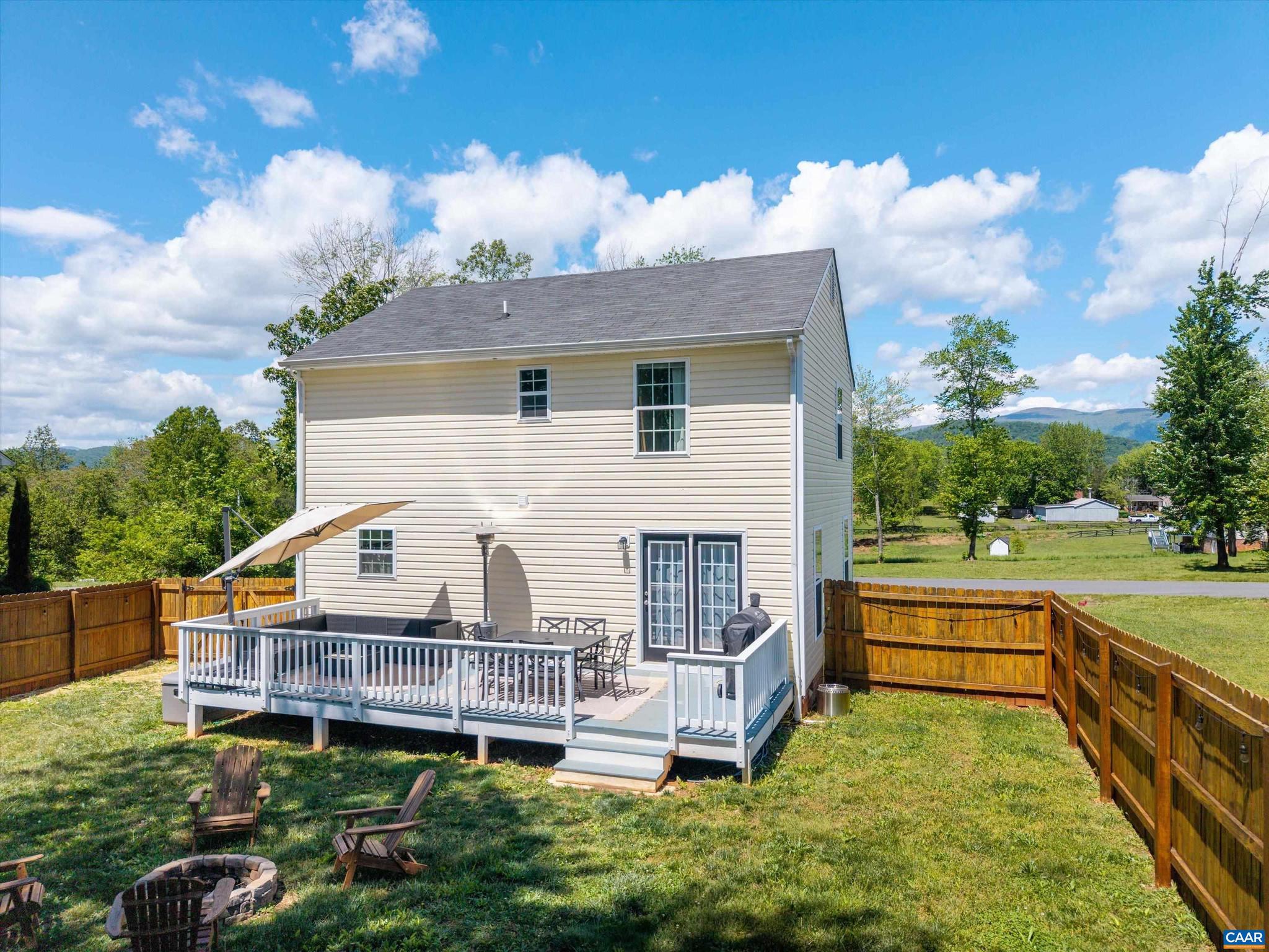 BARRINGTON PLACE - Residential