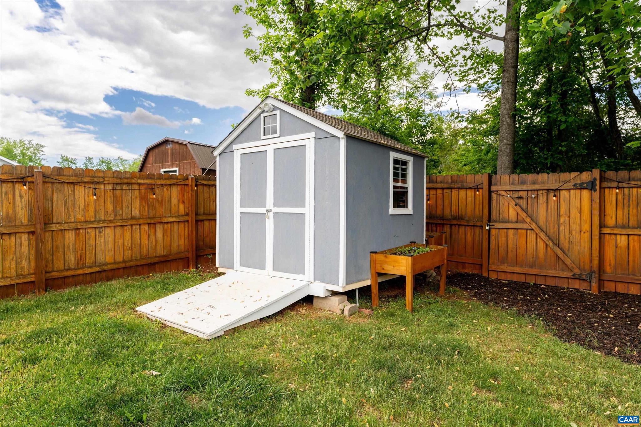 BARRINGTON PLACE - Residential