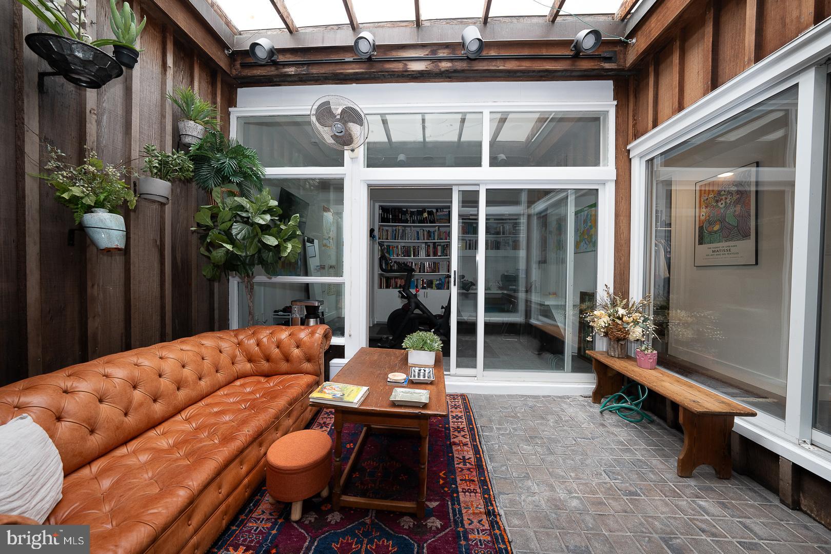 PENN VALLEY - Residential