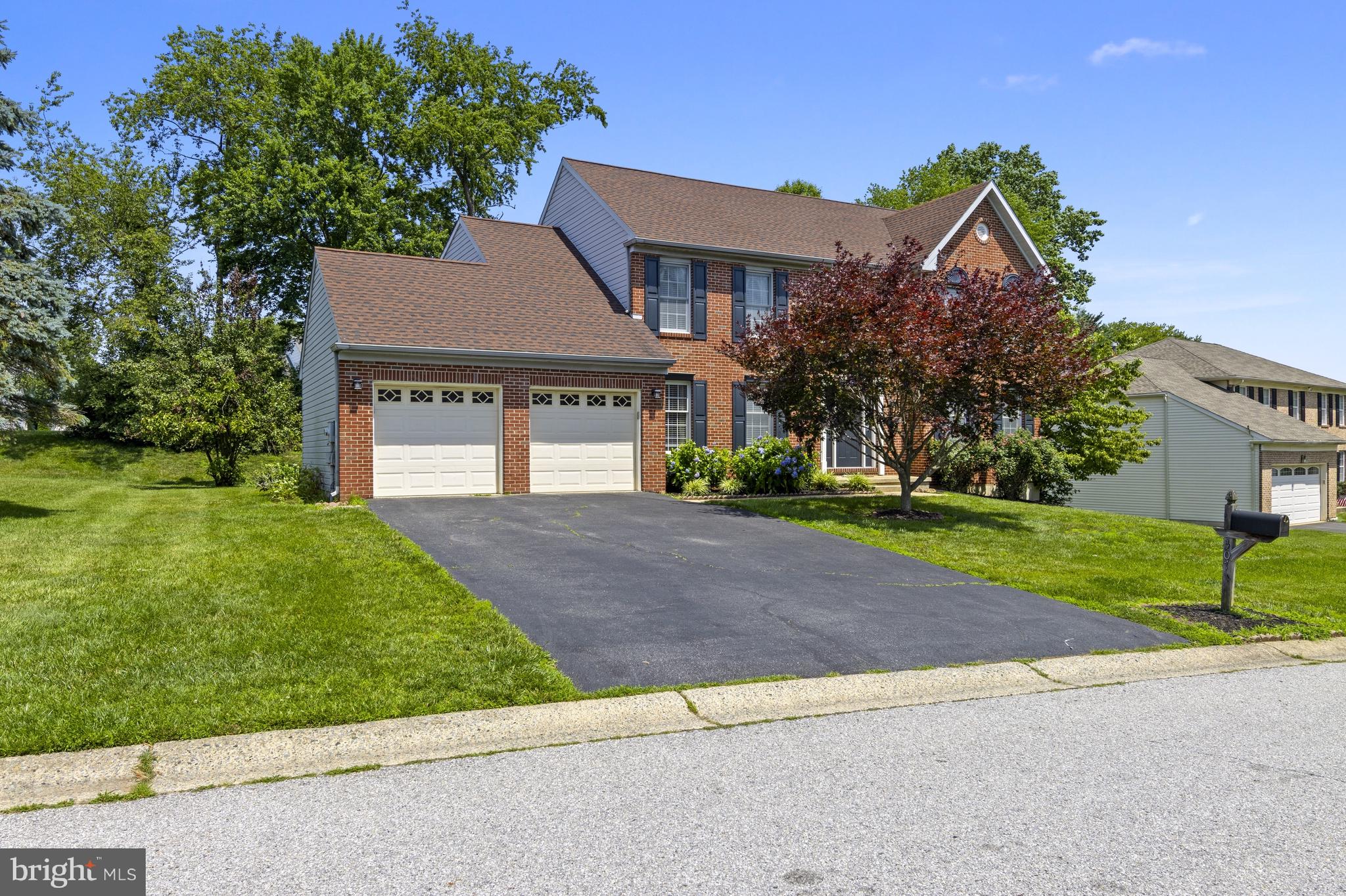 307 BLUE JAY DRIVE