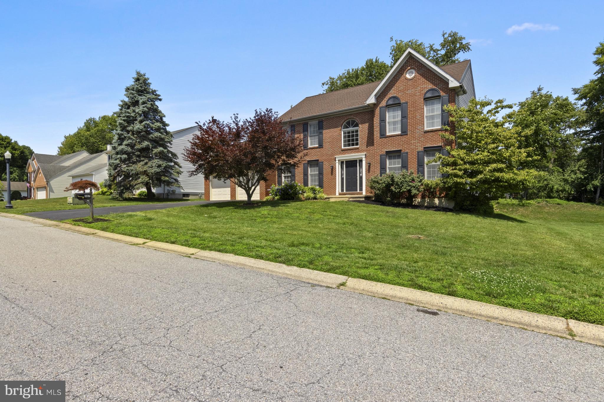307 BLUE JAY DRIVE