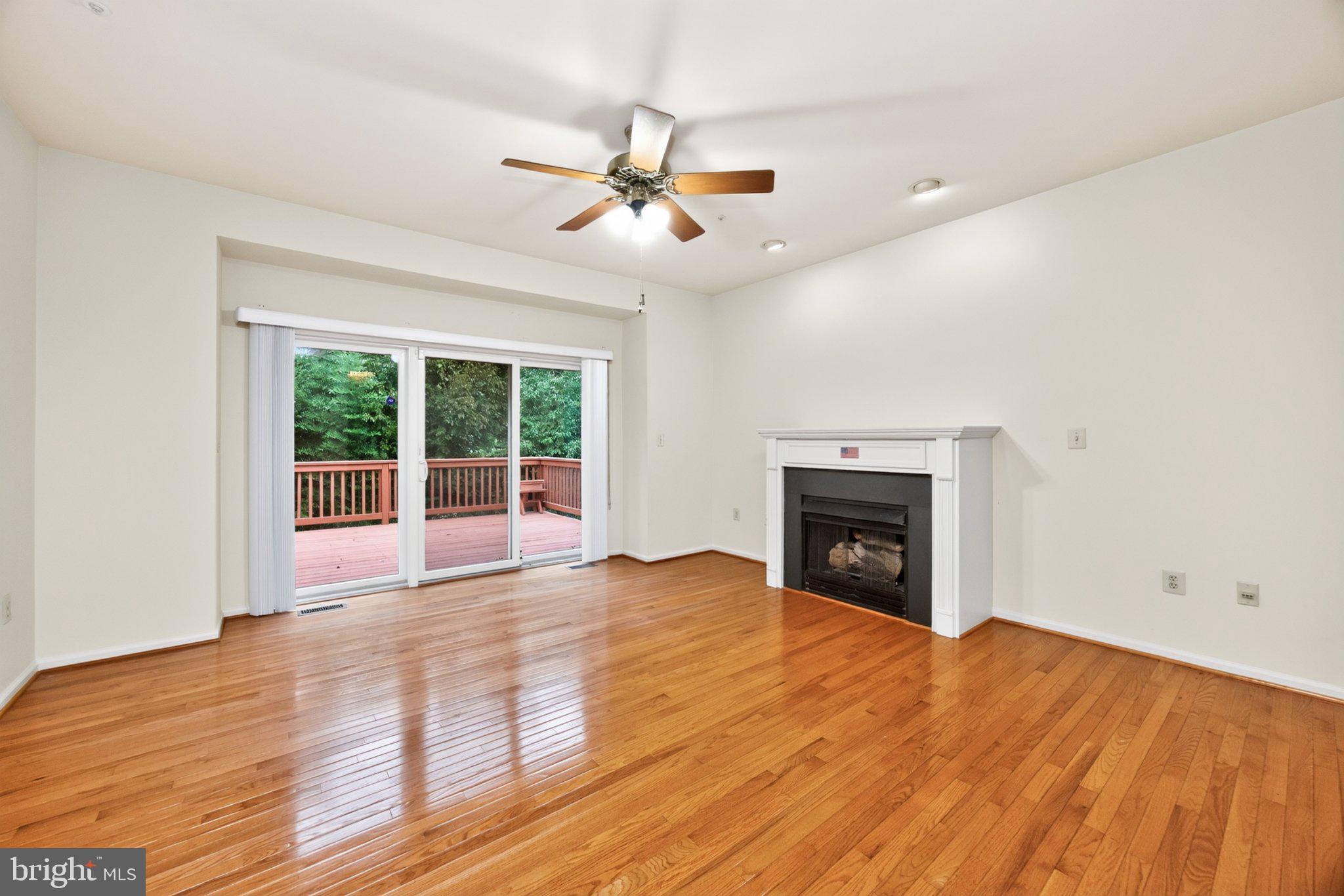 19 STUART DRIVE 19