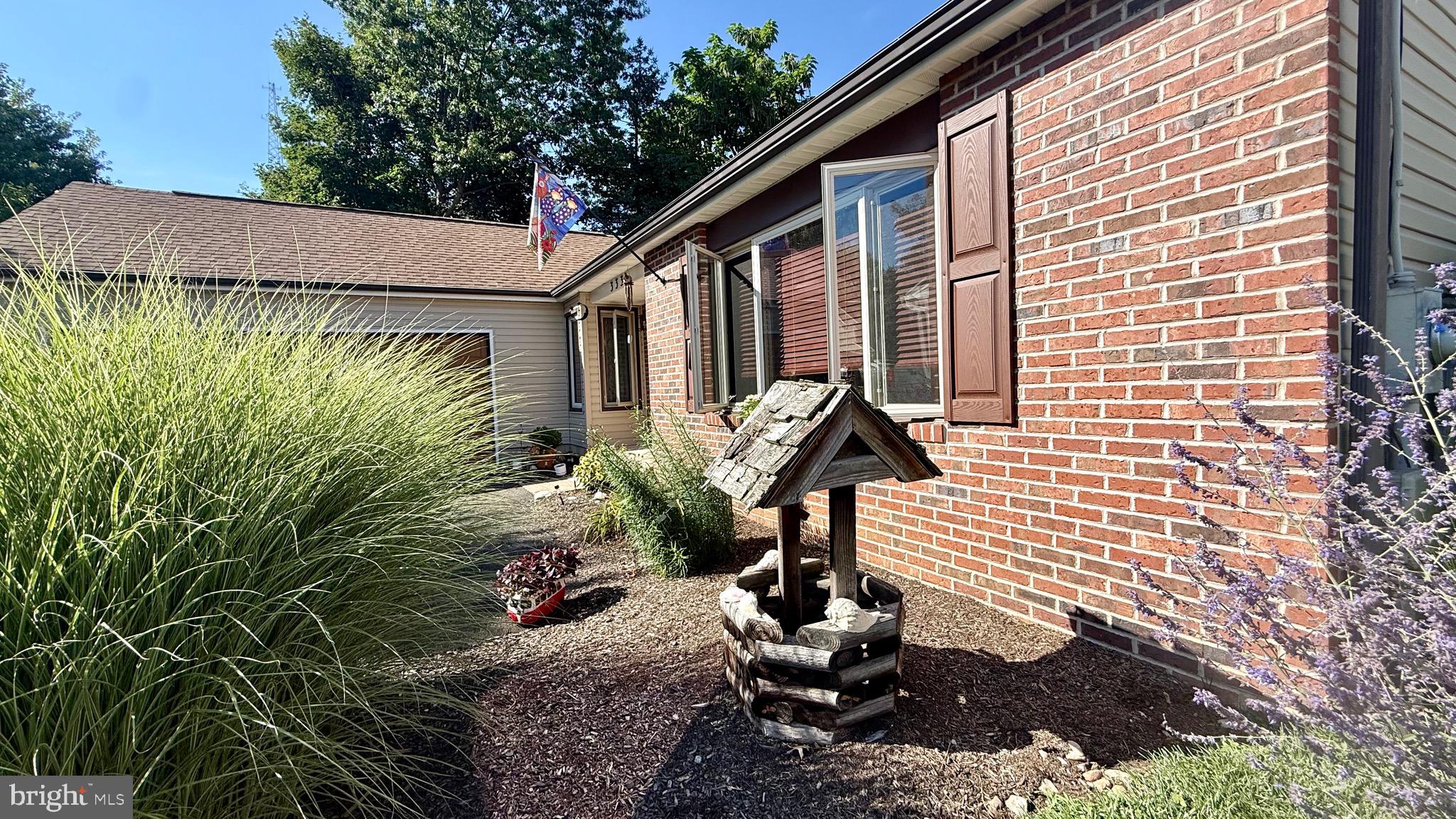 333 ADAMS AVENUE