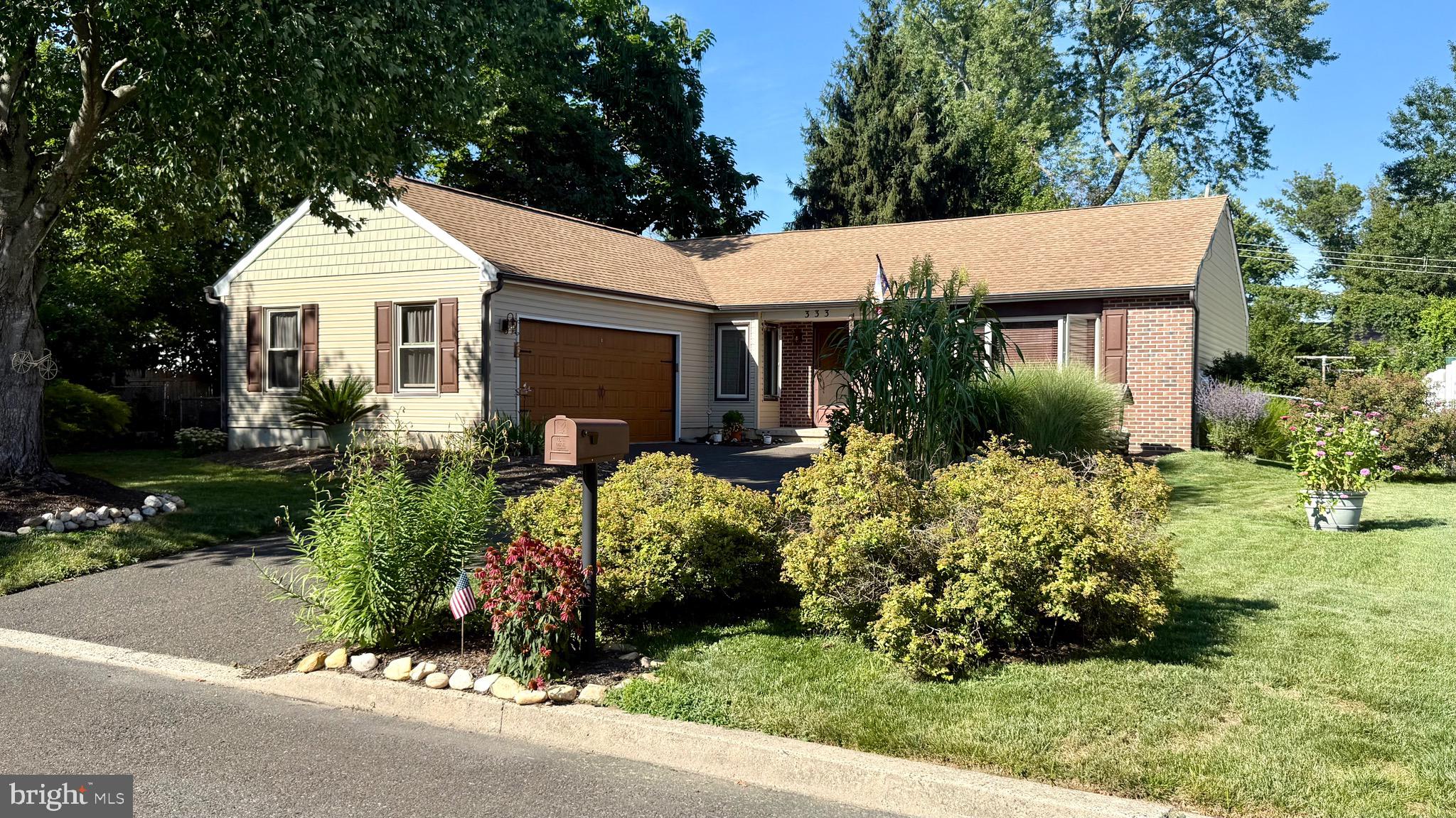 333 ADAMS AVENUE