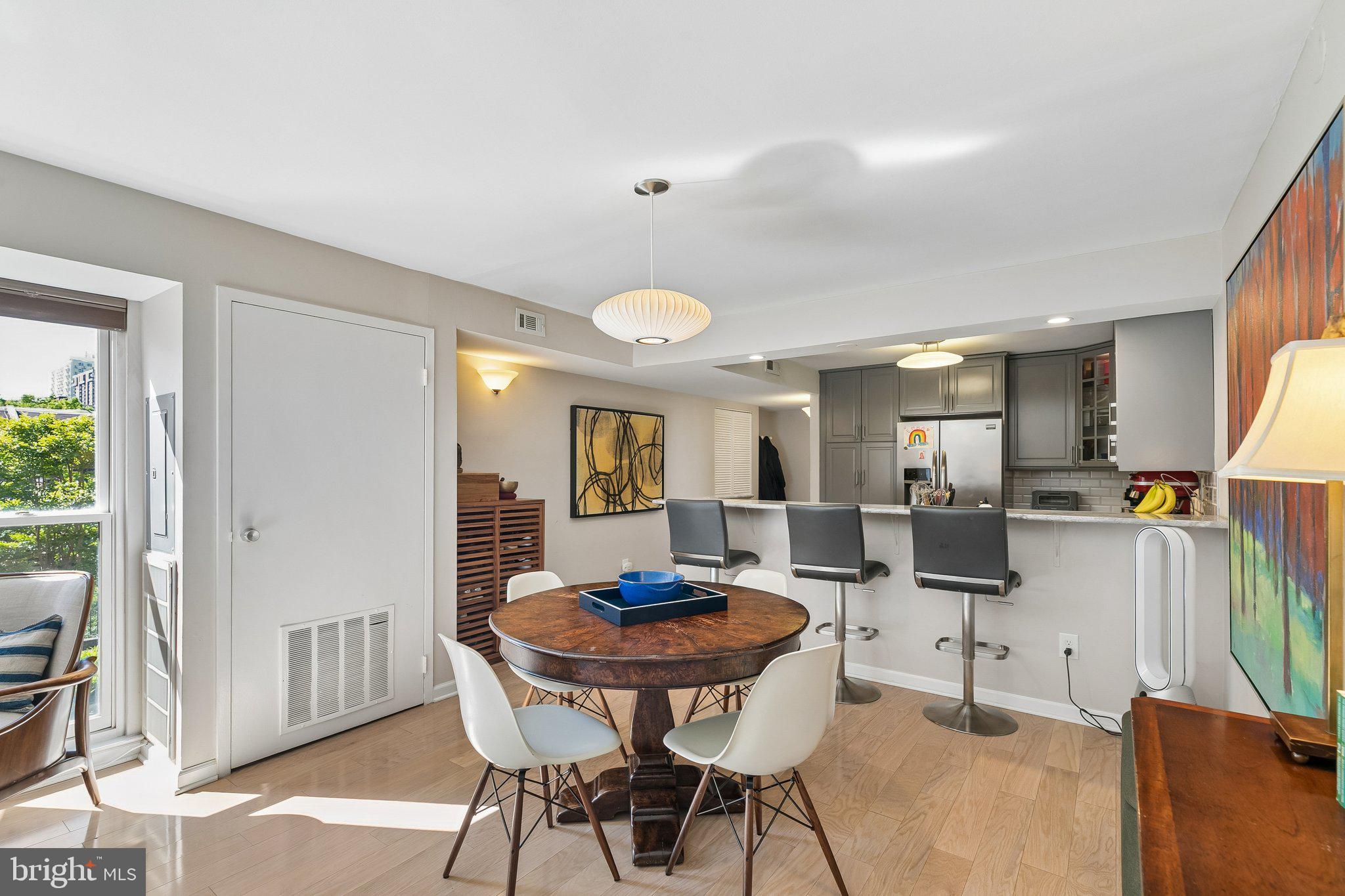 130 SPRUCE STREET 23B