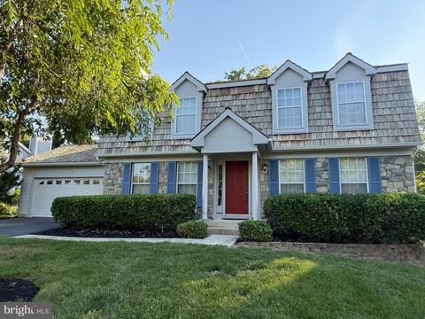 Photo of 3564 Veronica Lane, WOODBRIDGE, VA 22192 (MLS # VAPW2119024)