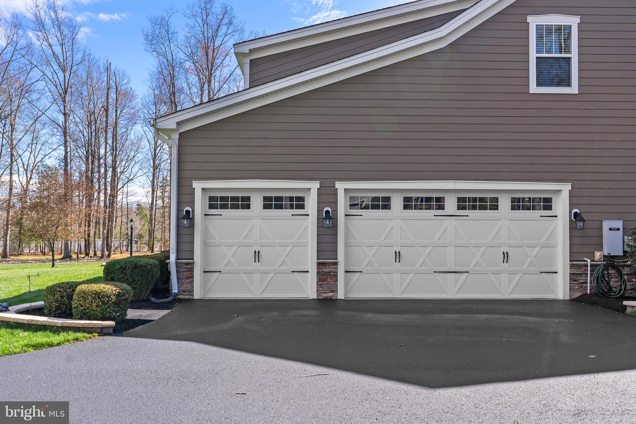 FAWN LAKE - Residential