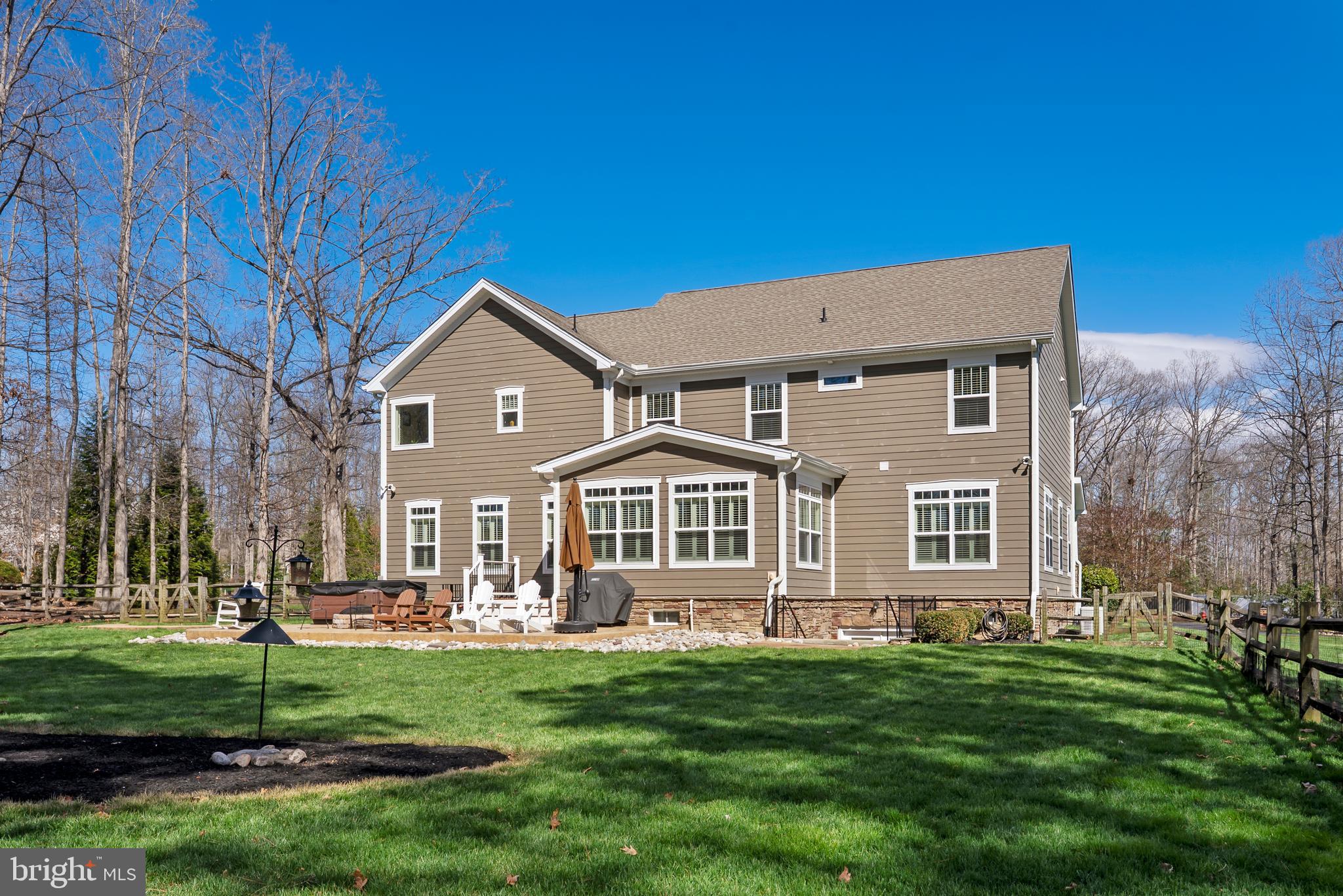 FAWN LAKE - Residential