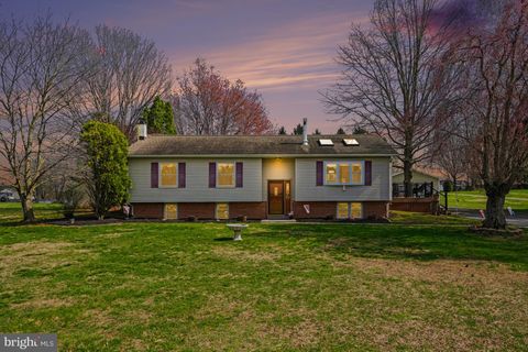 1442 HARVEY LANE POTTSTOWN PA 19465