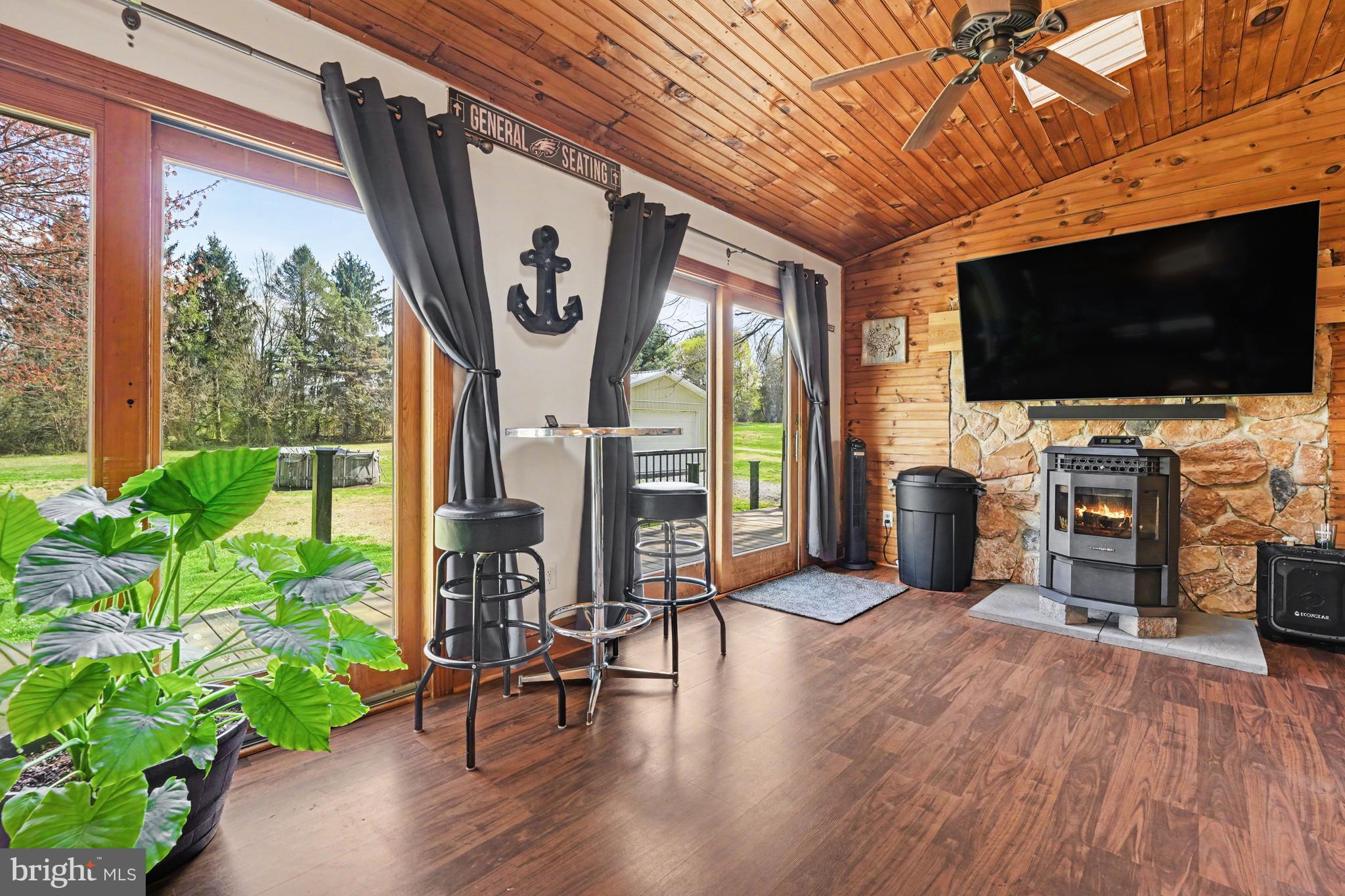 EAST COVENTRY - Residential