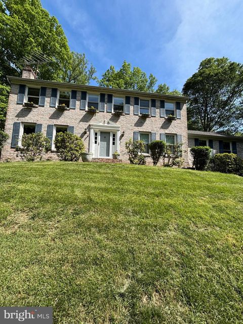Photo of 10265 Greystone Road, MANASSAS, VA 20111 (MLS # VAPW2119882)