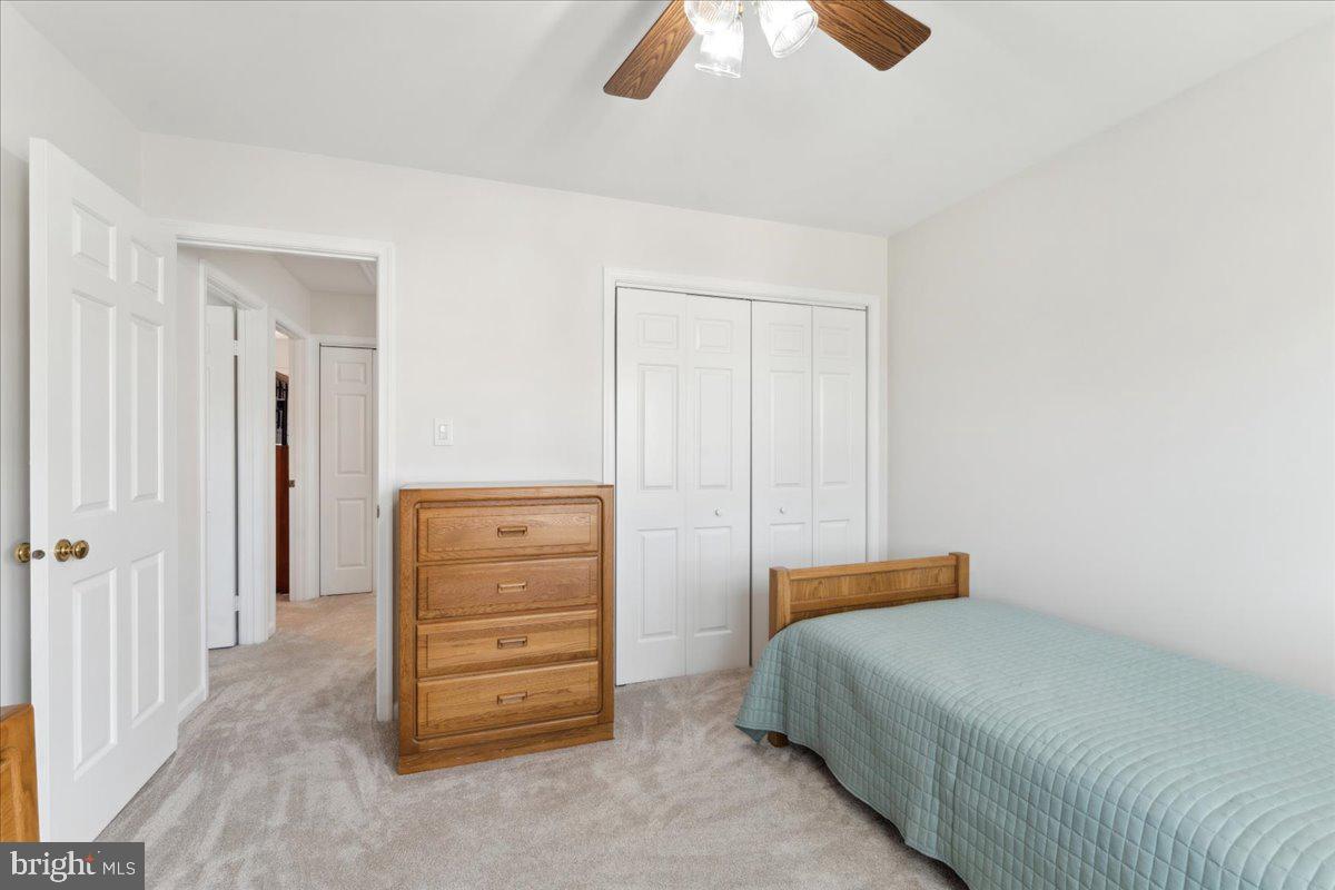 CRESTBROOK - Residential