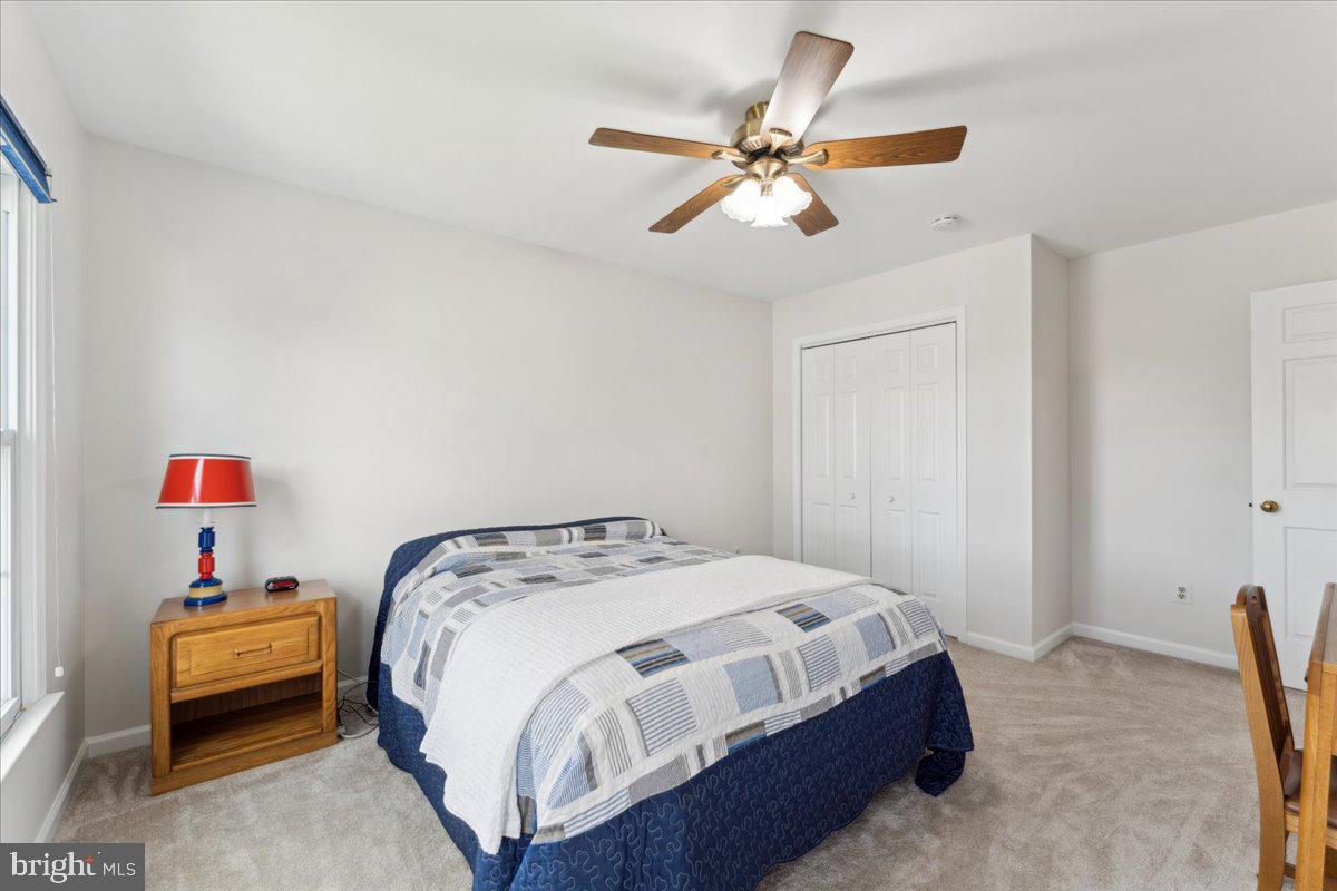 CRESTBROOK - Residential