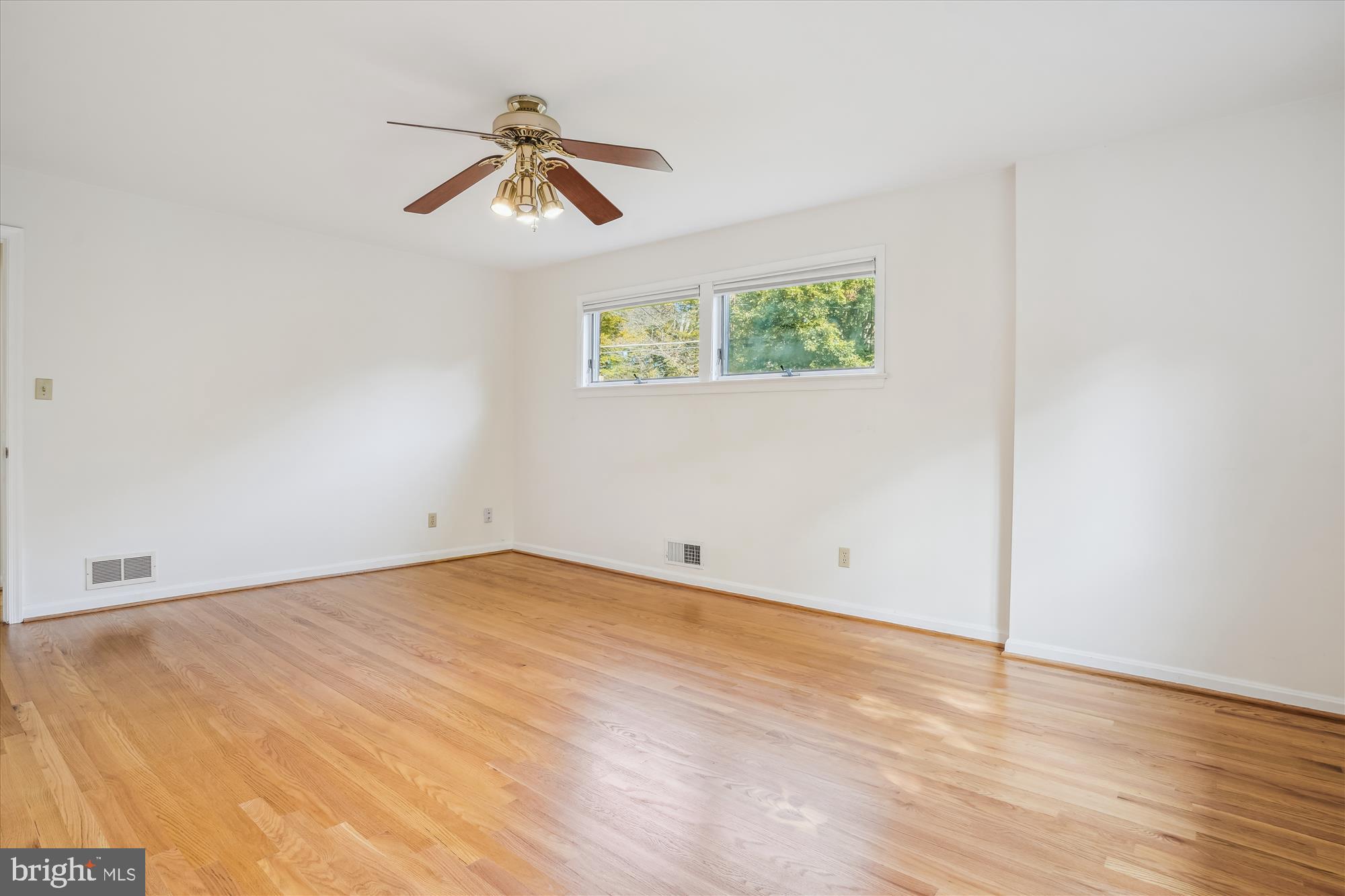 ARLINGWOOD - Residential Lease