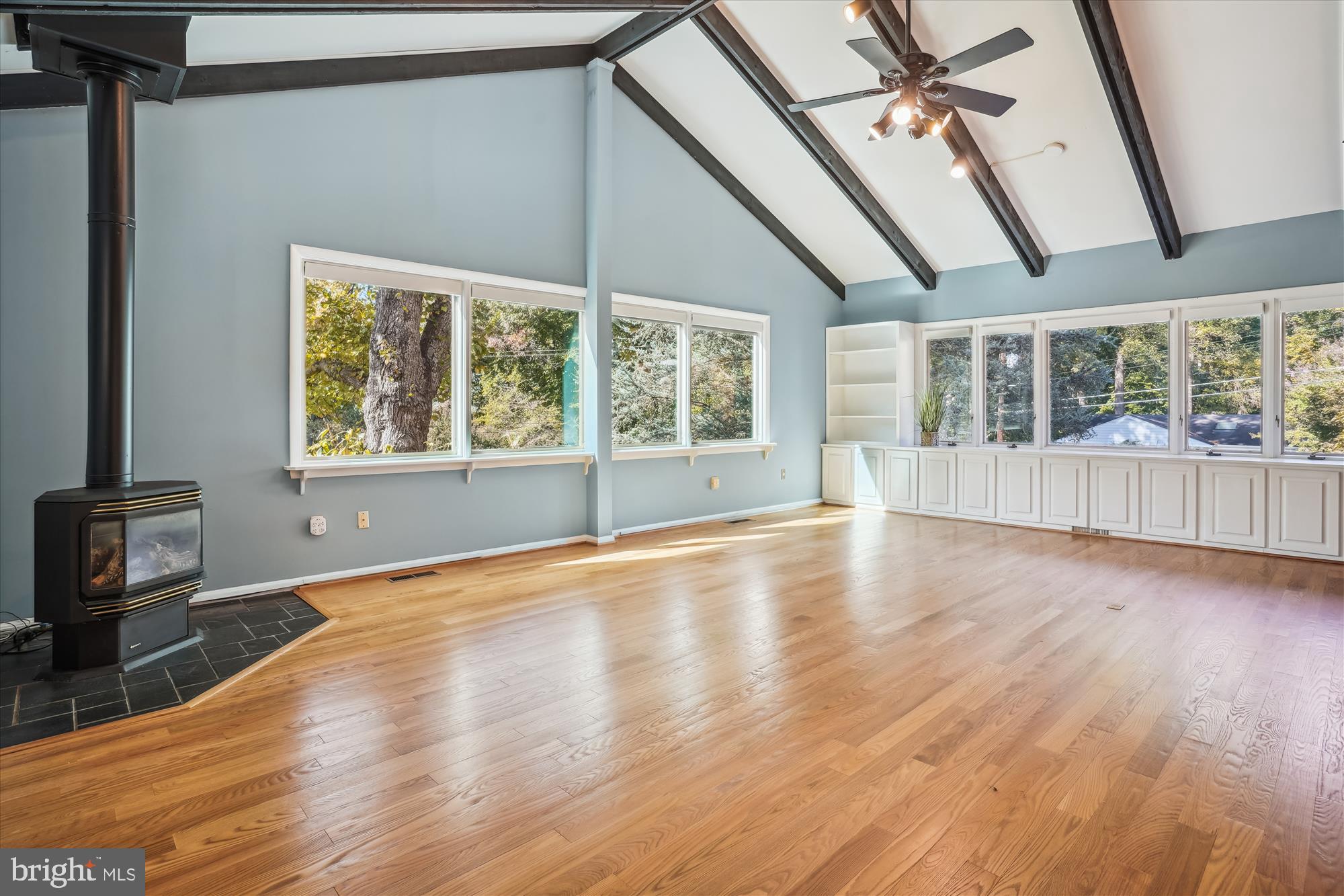 ARLINGWOOD - Residential Lease