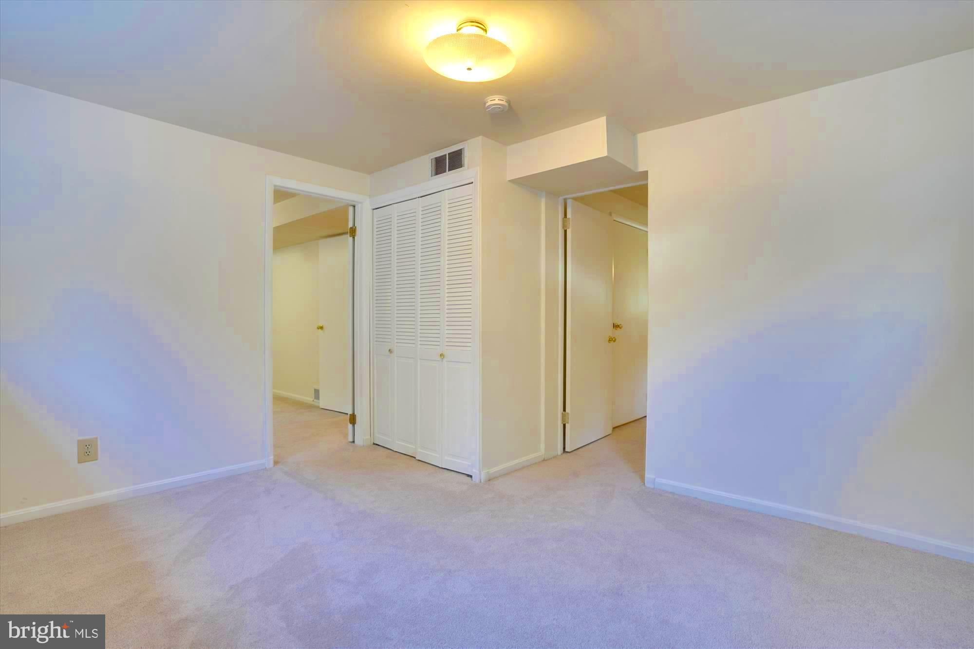 ARLINGWOOD - Residential Lease