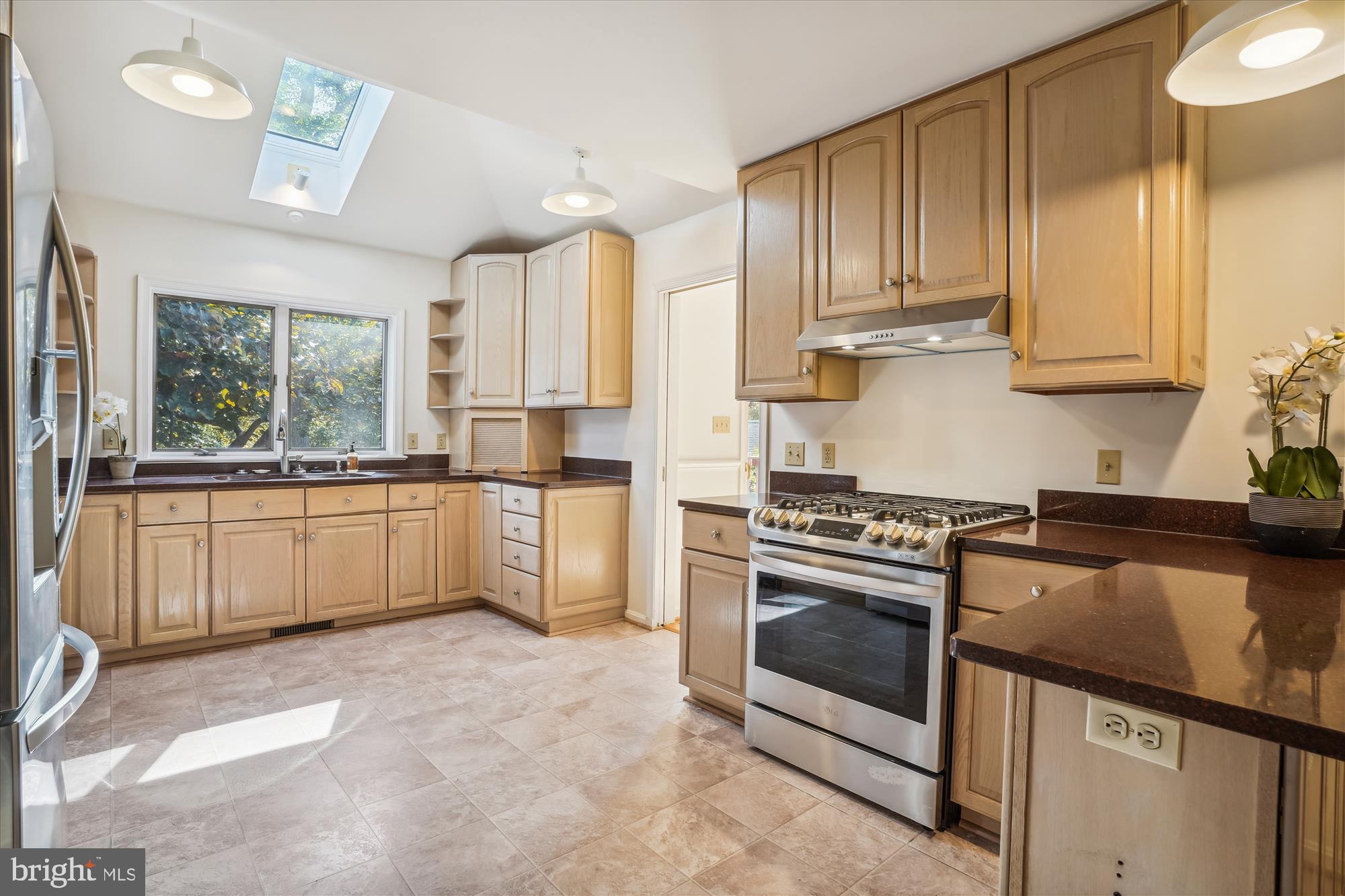 ARLINGWOOD - Residential Lease