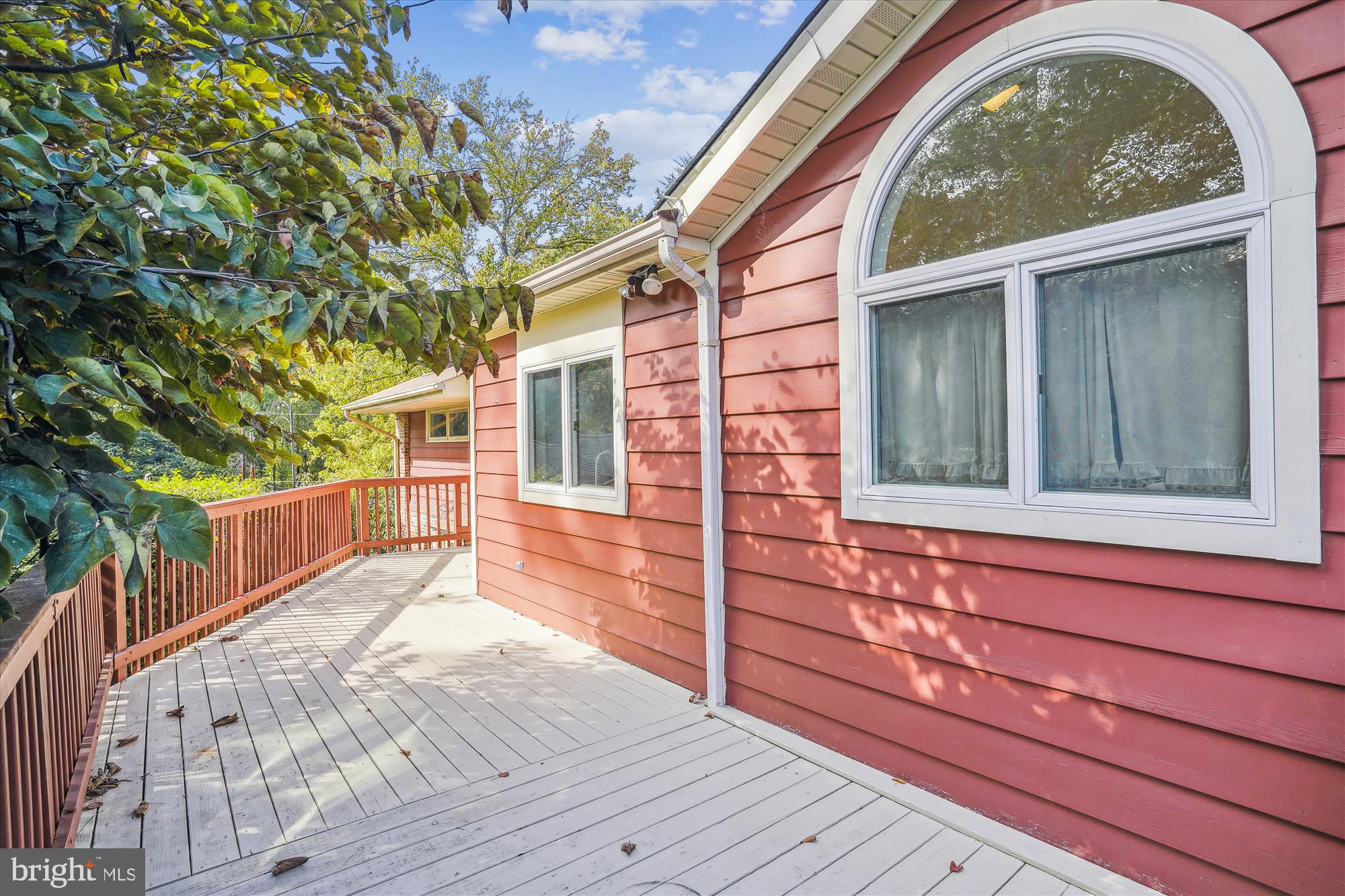 ARLINGWOOD - Residential Lease